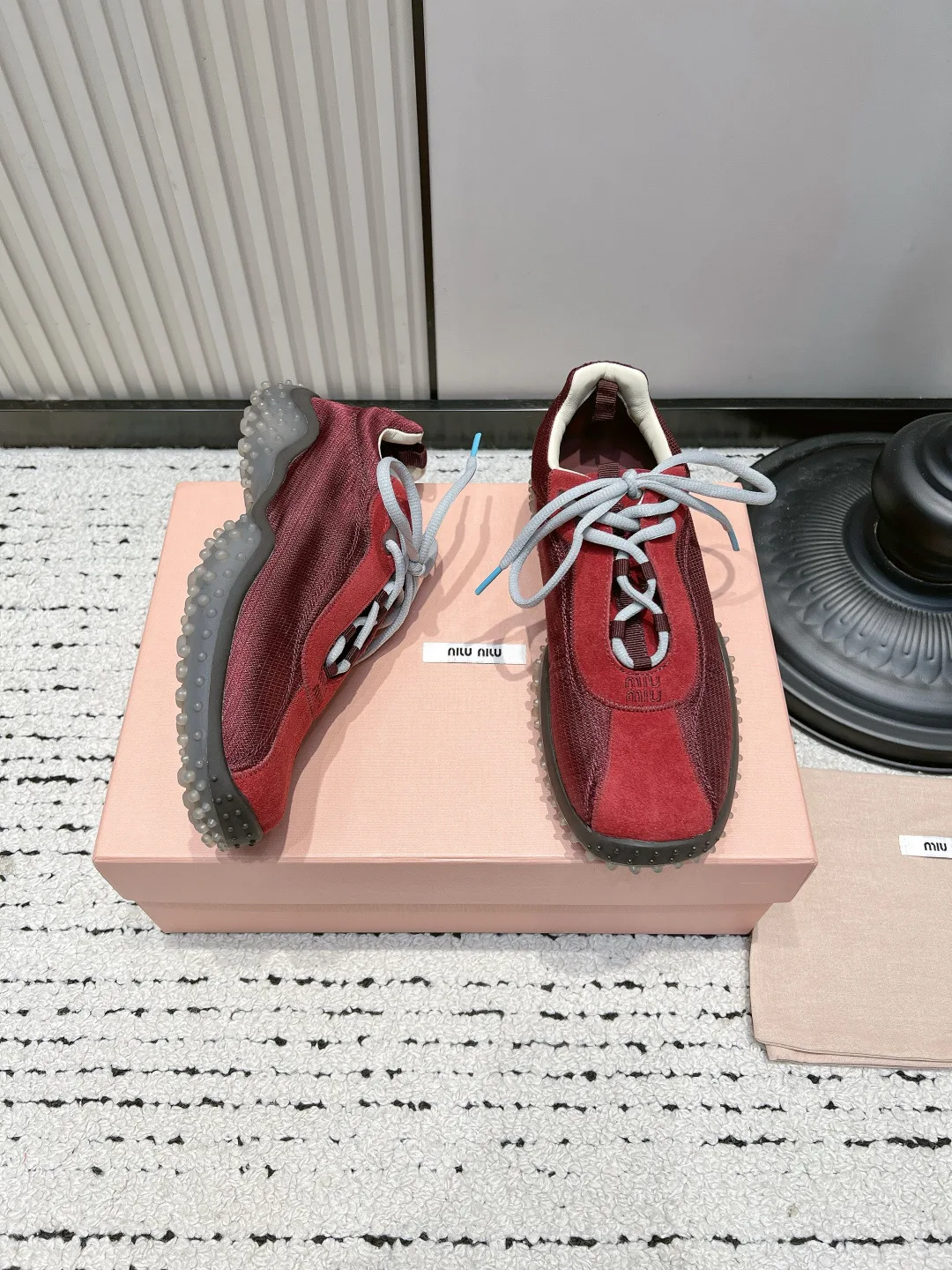 Кроссовки Женские Miu Miu 17578023