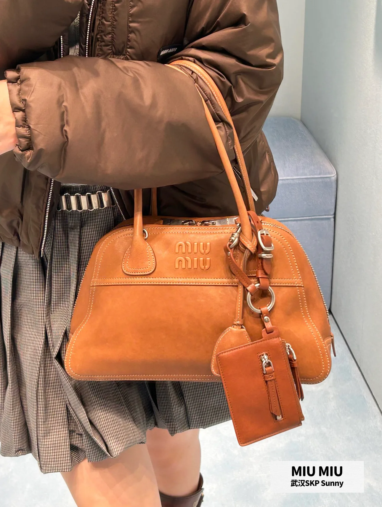 Куртки И Пуховики Женские Miu Miu 18113741