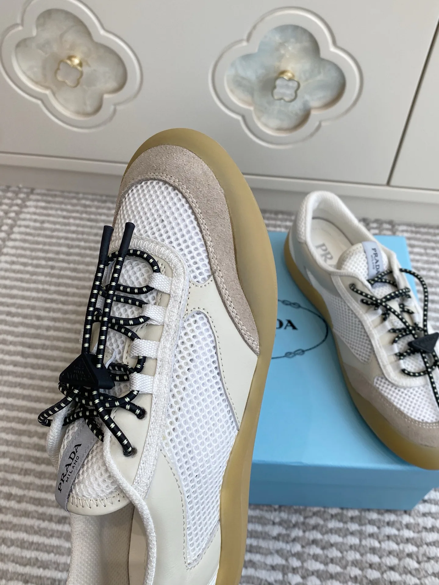 Кроссовки Женские Prada 13239507