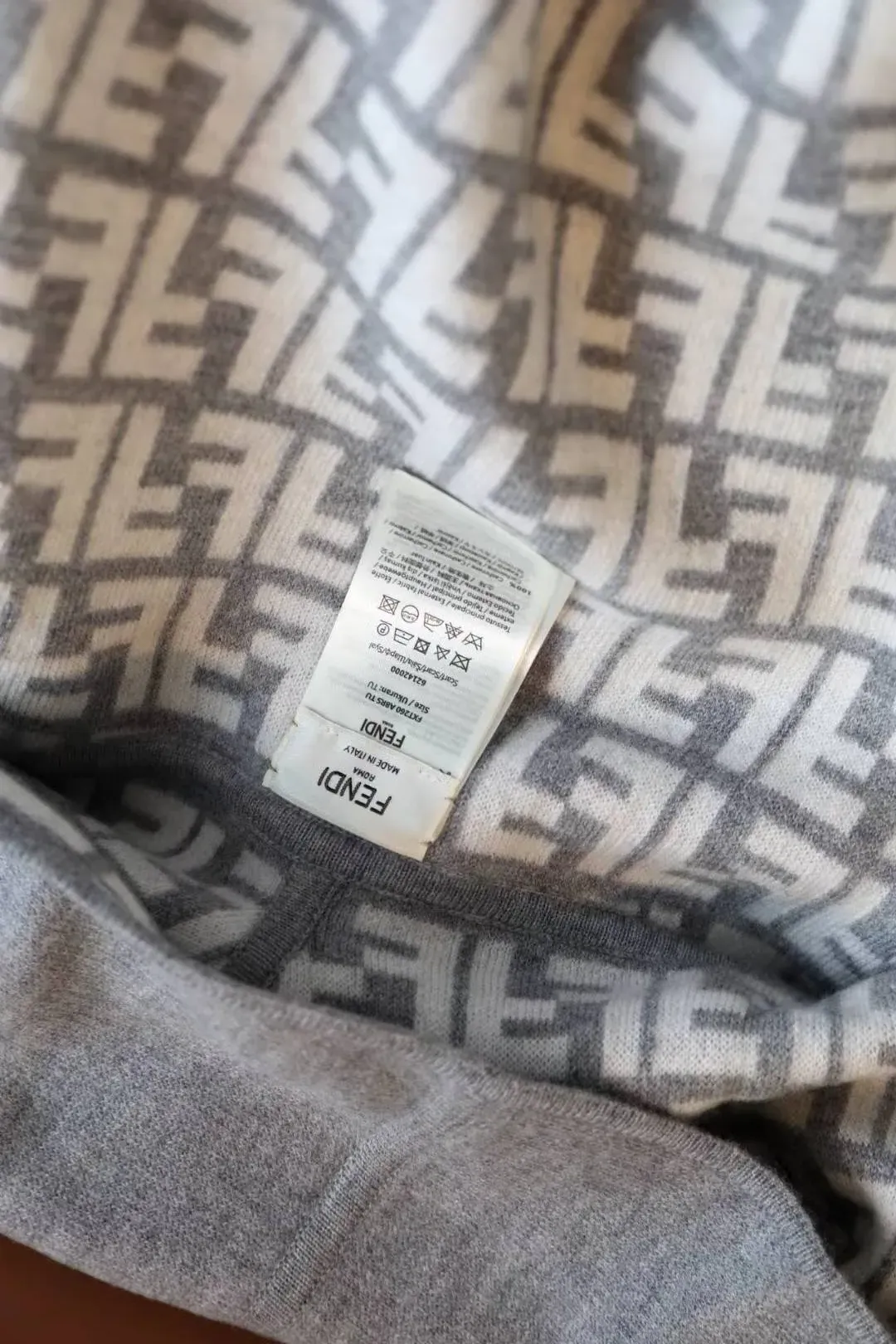 Шарфы Женские Fendi 184287