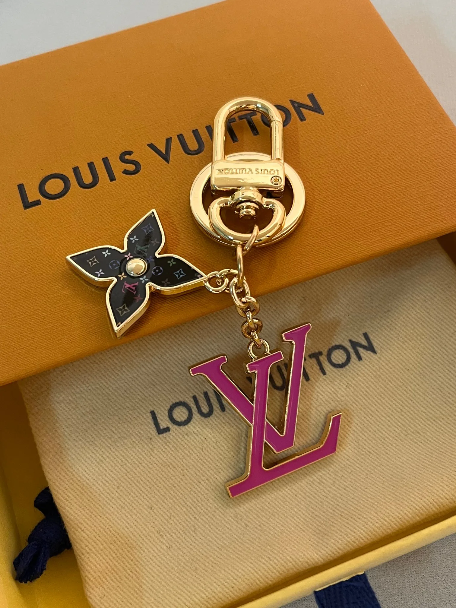 Ключницы Louis Vuitton 1703360