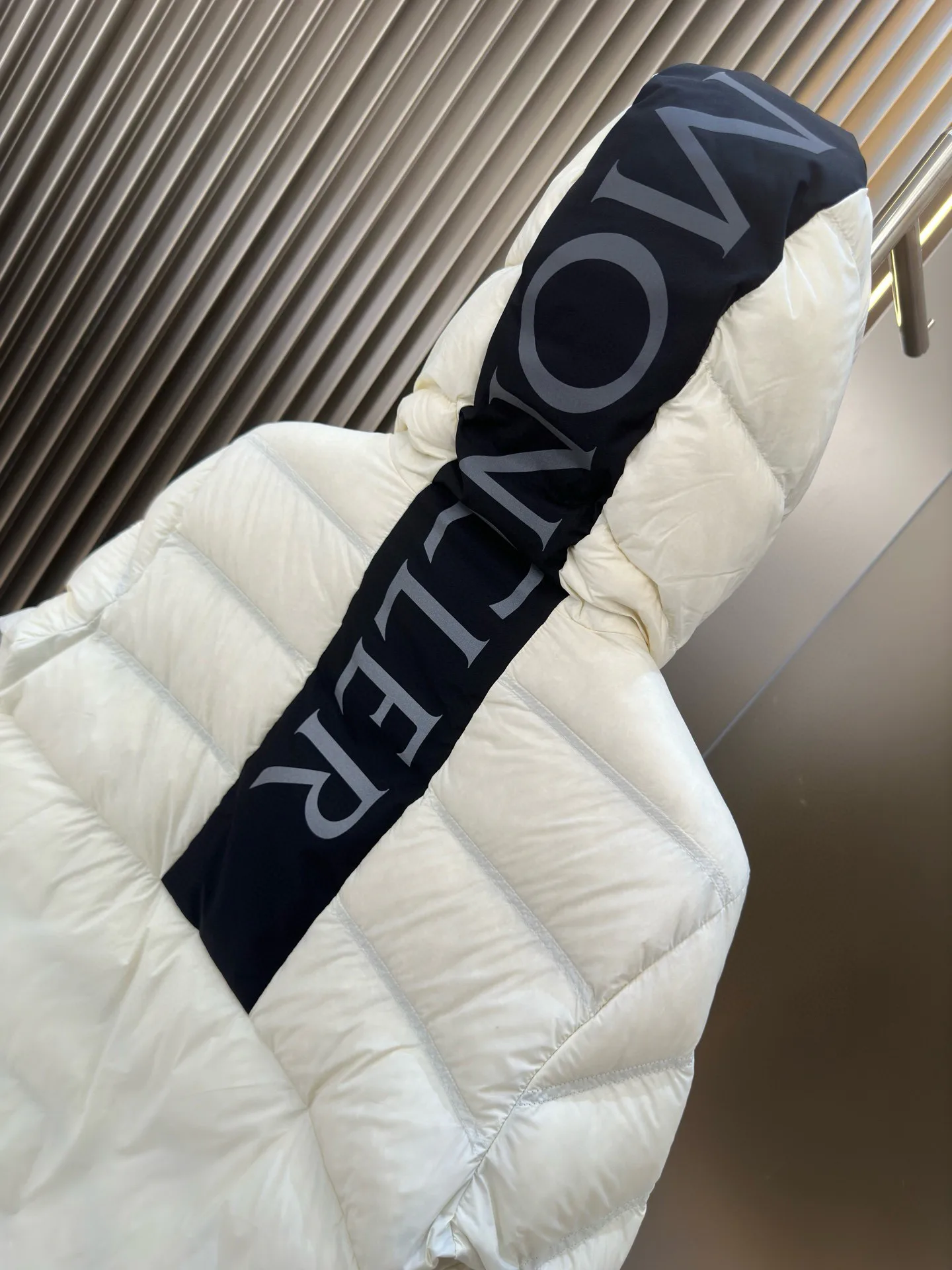 Куртки И Пуховики Мужские Moncler 164706
