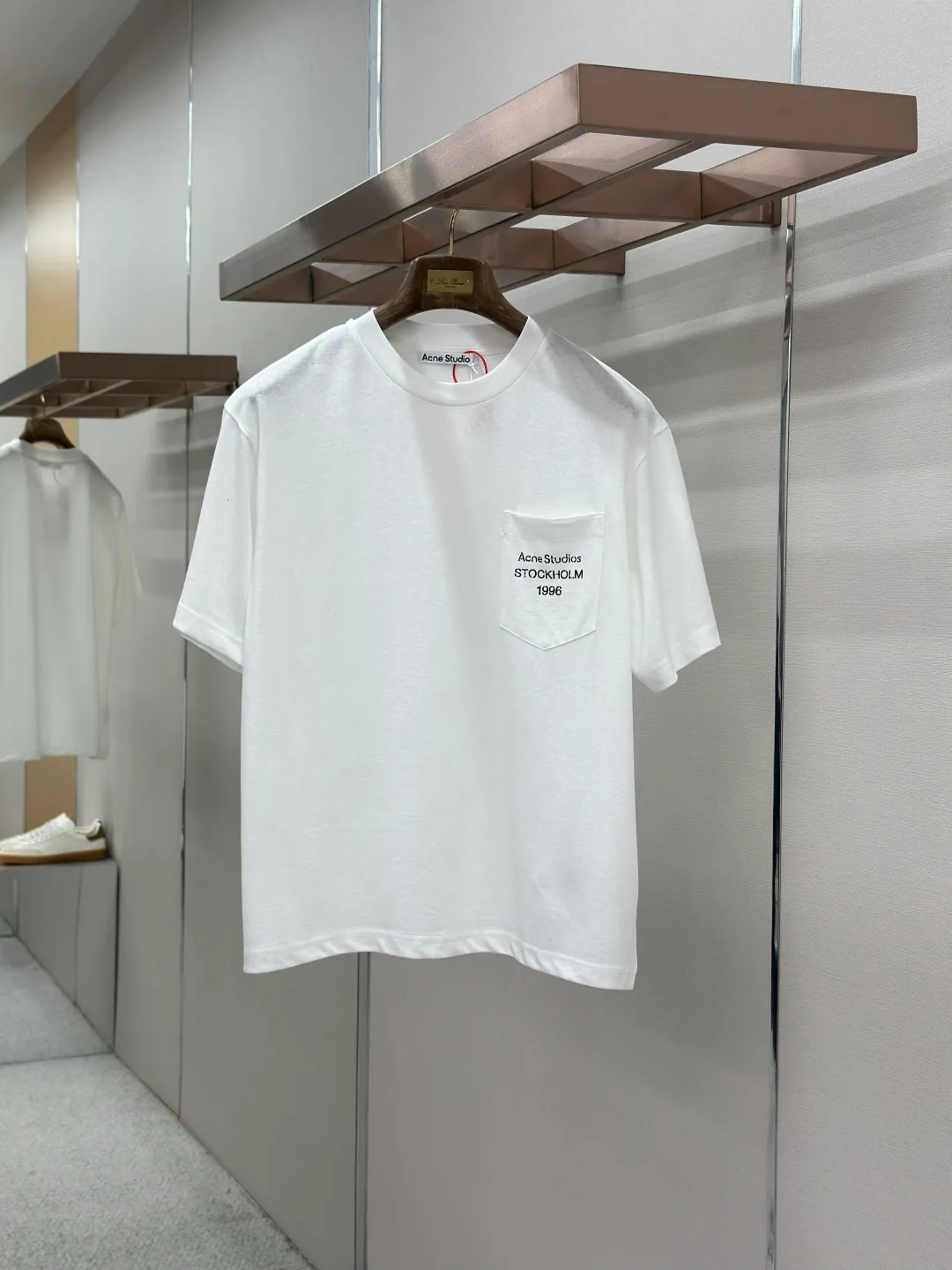 Футболки Женские Acne Studios 18191014