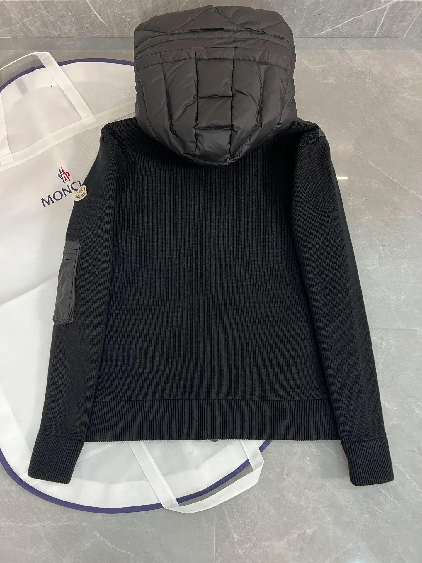 Куртки И Пуховики Мужские Moncler 470149