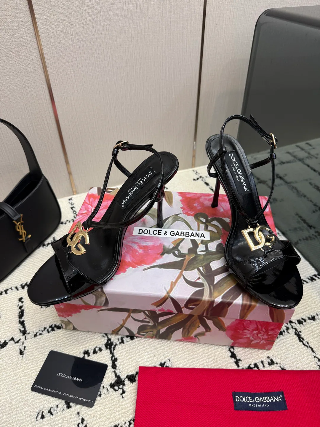 Босоножки Женские Dolce & Gabbana 18335953