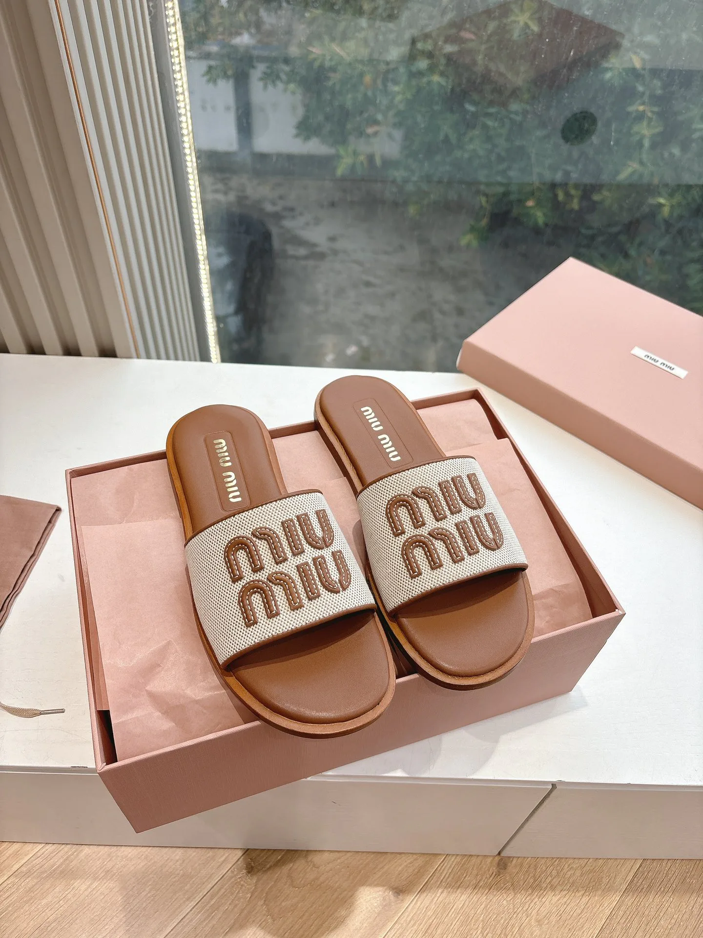 Шлепанцы Женские Miu Miu 12715027