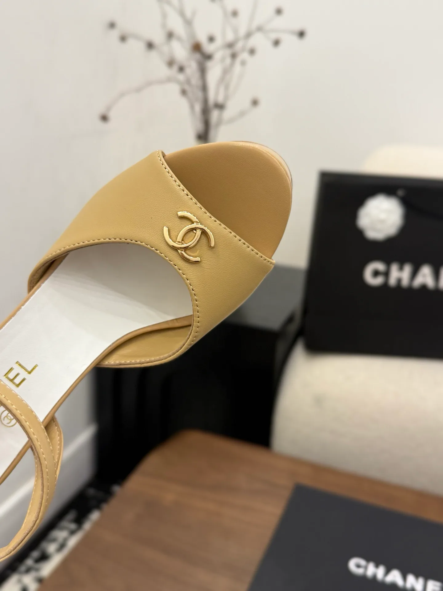 Сандалии Женские Chanel 11499634
