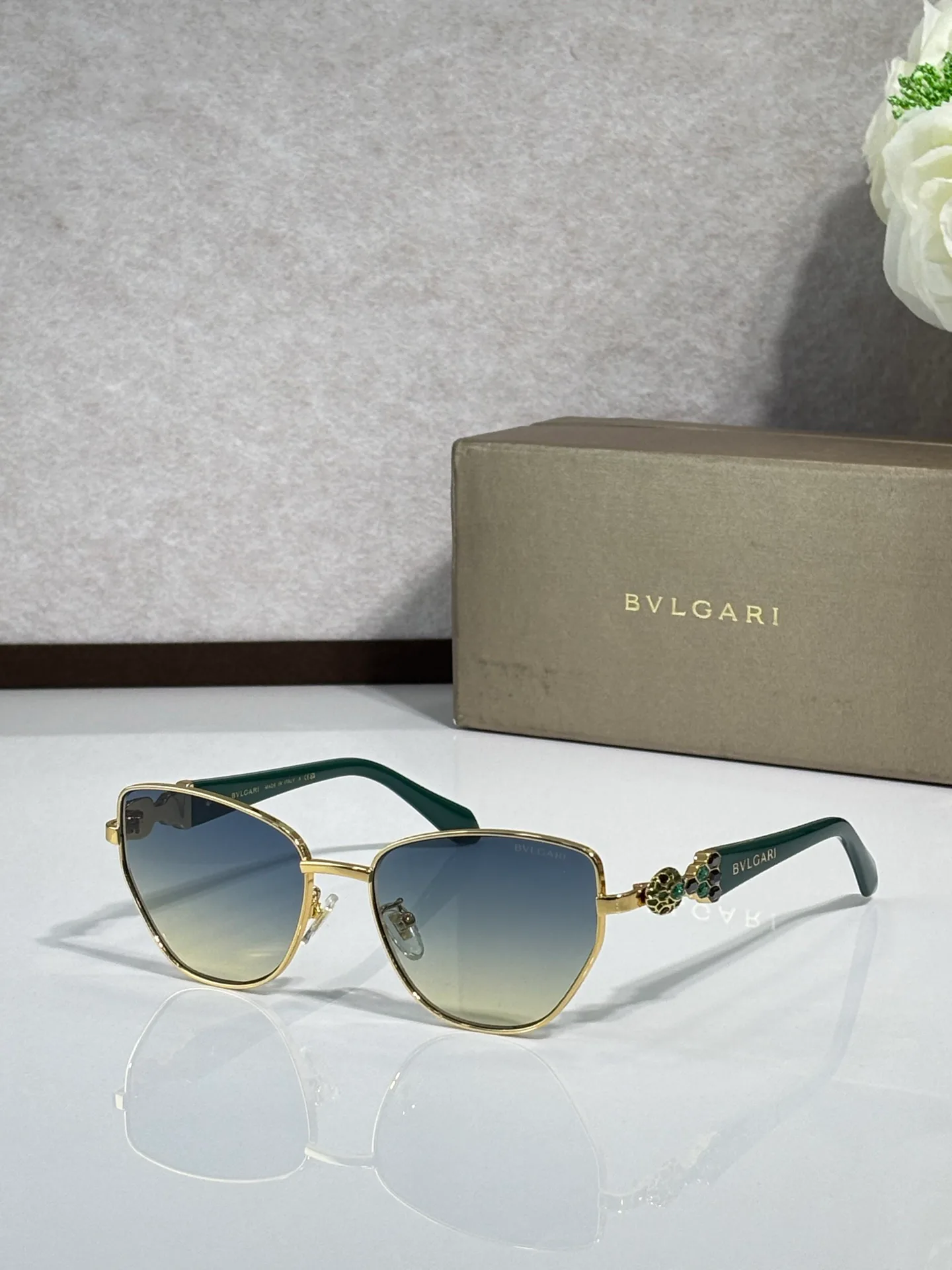 Очки Bvlgari 18642716