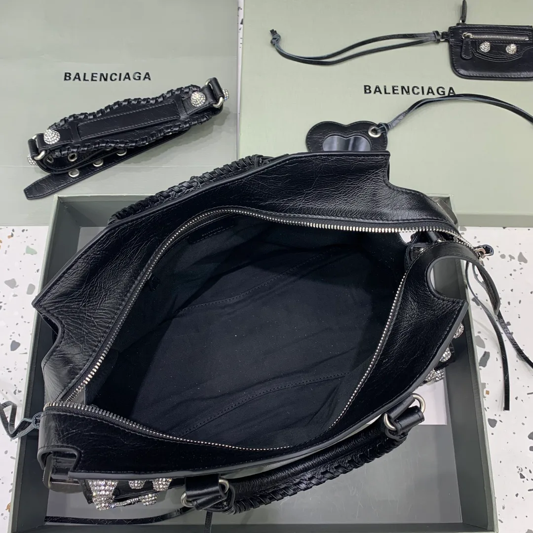 Классические Сумки Женские Balenciaga 17801577