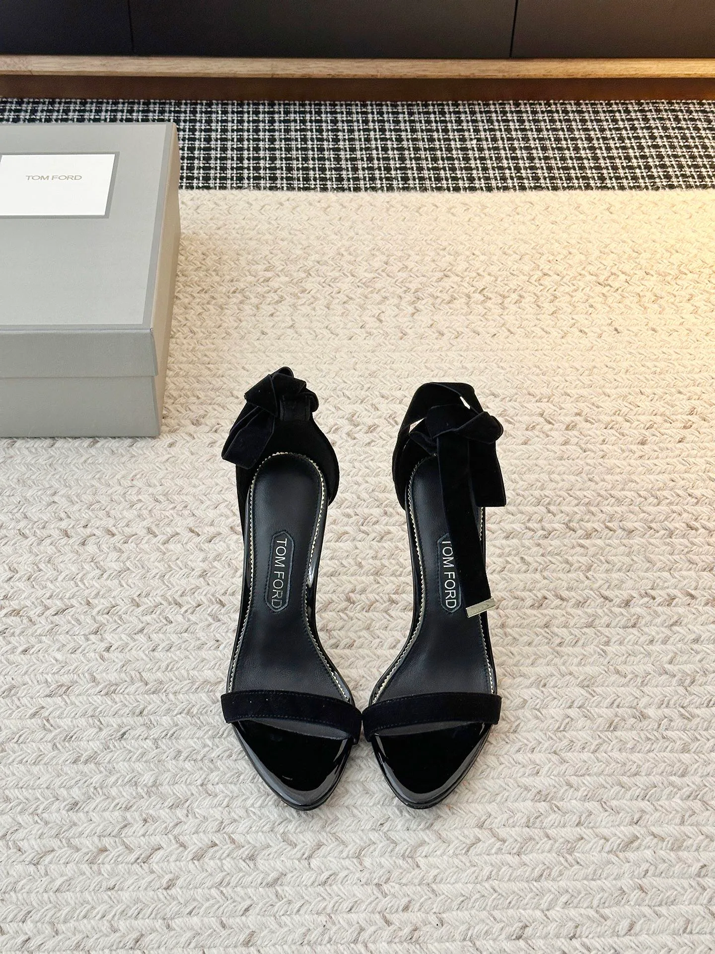 Босоножки Женские Tom Ford 11194387