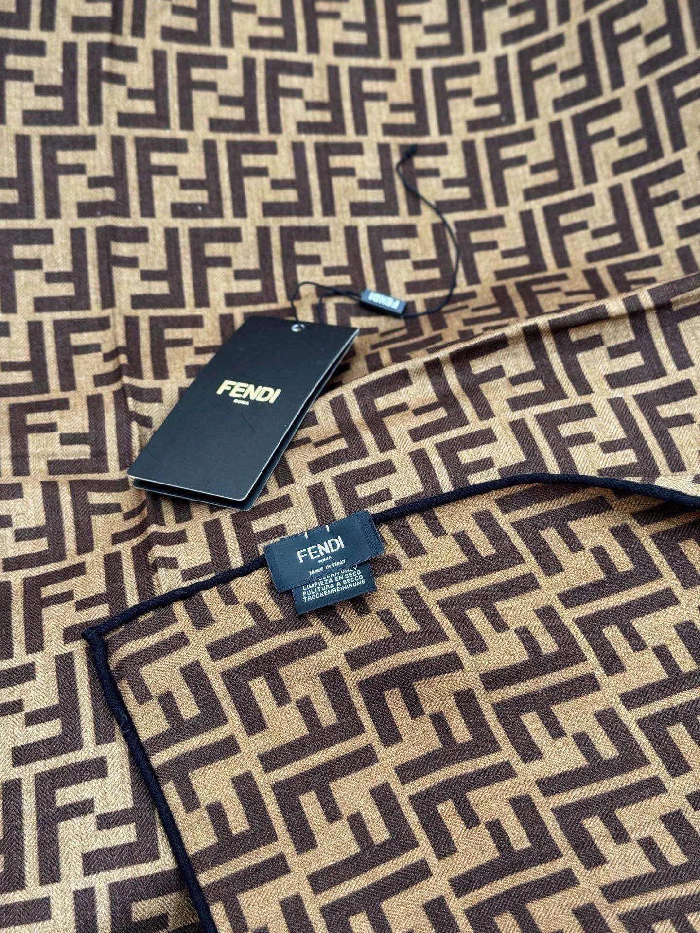 Шарфы Fendi 15025002