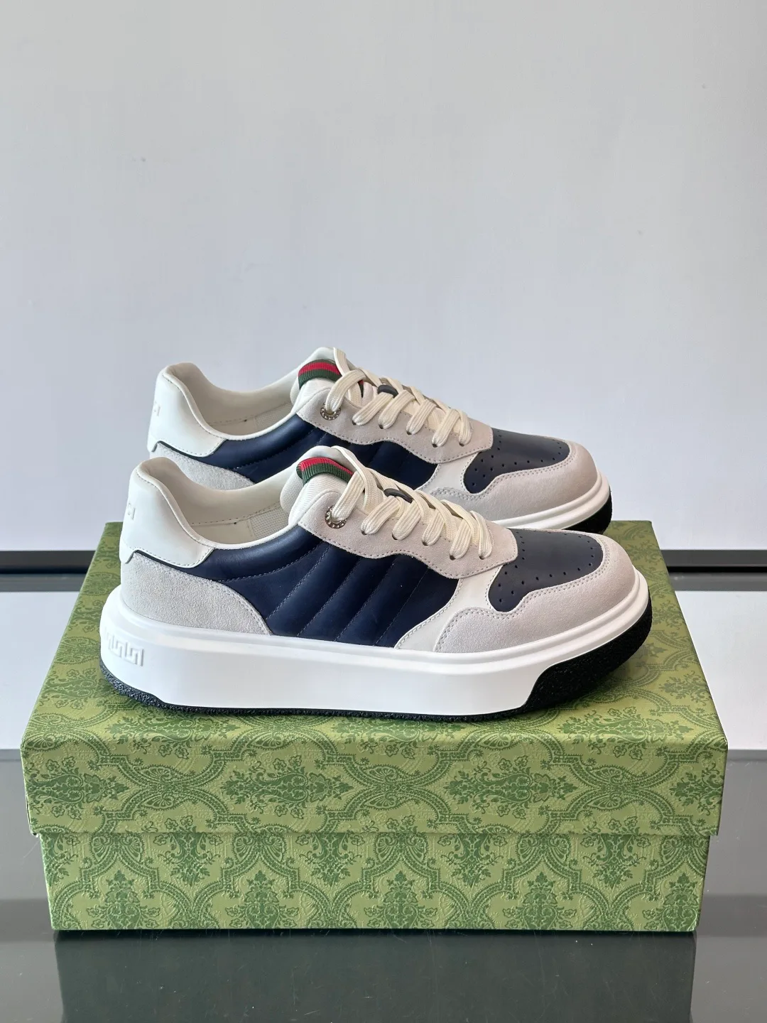 Кроссовки Мужские Gucci 1002690