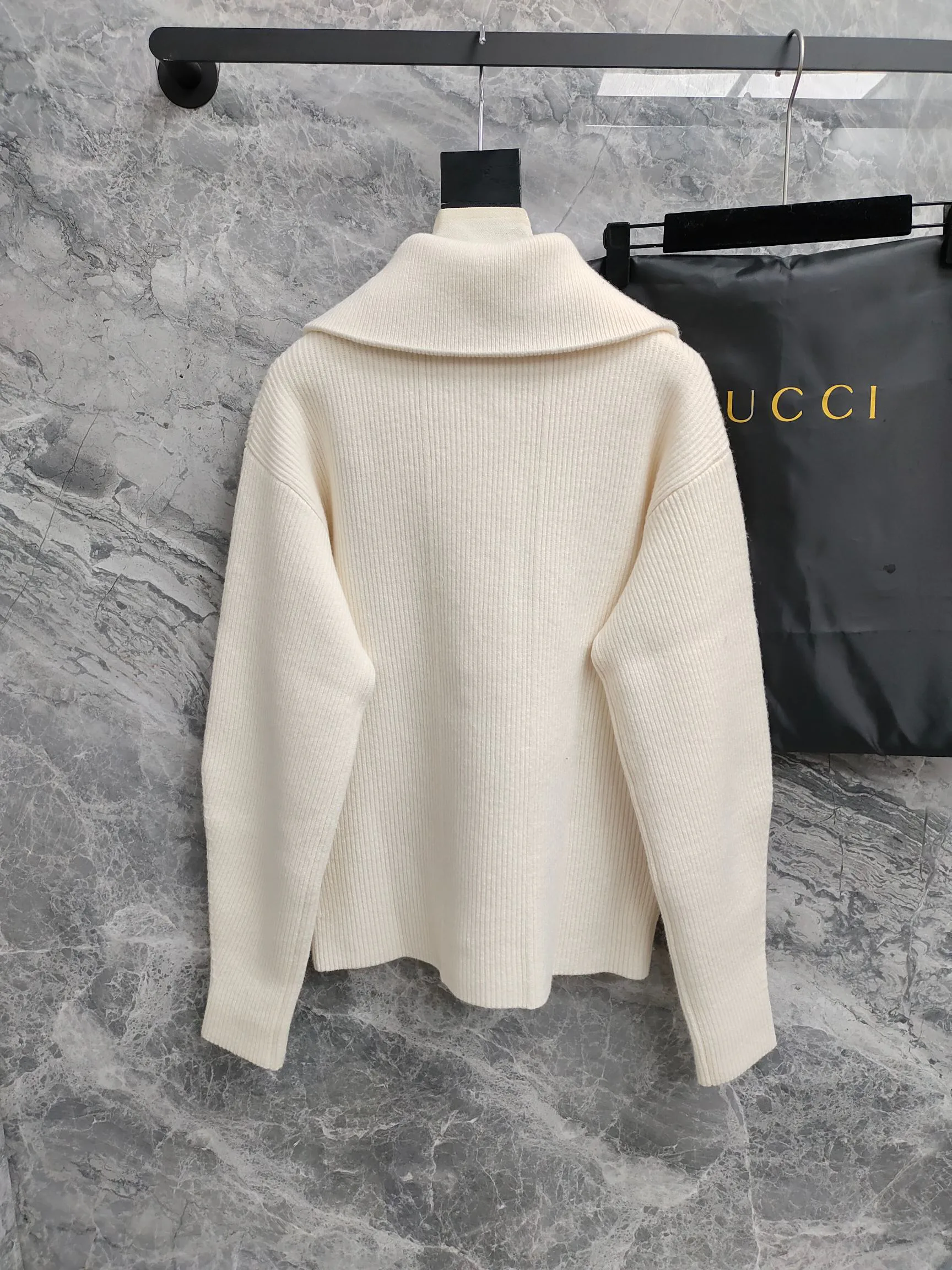 Джемперы И Свитеры Женские Gucci 790790