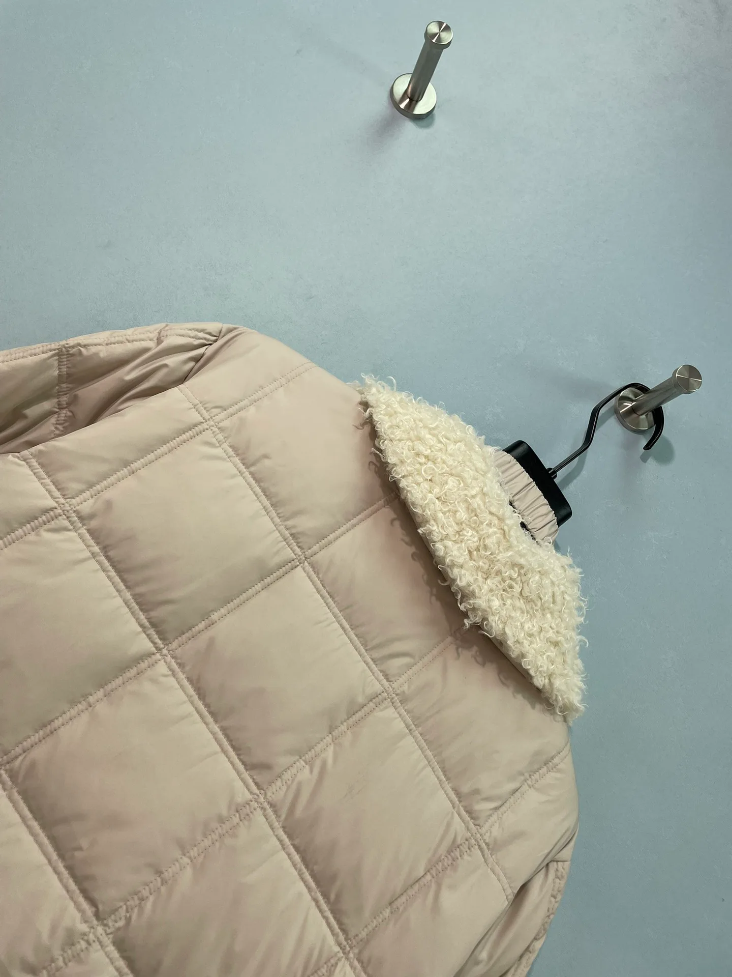 Куртки И Пуховики Женские Moncler 17913388