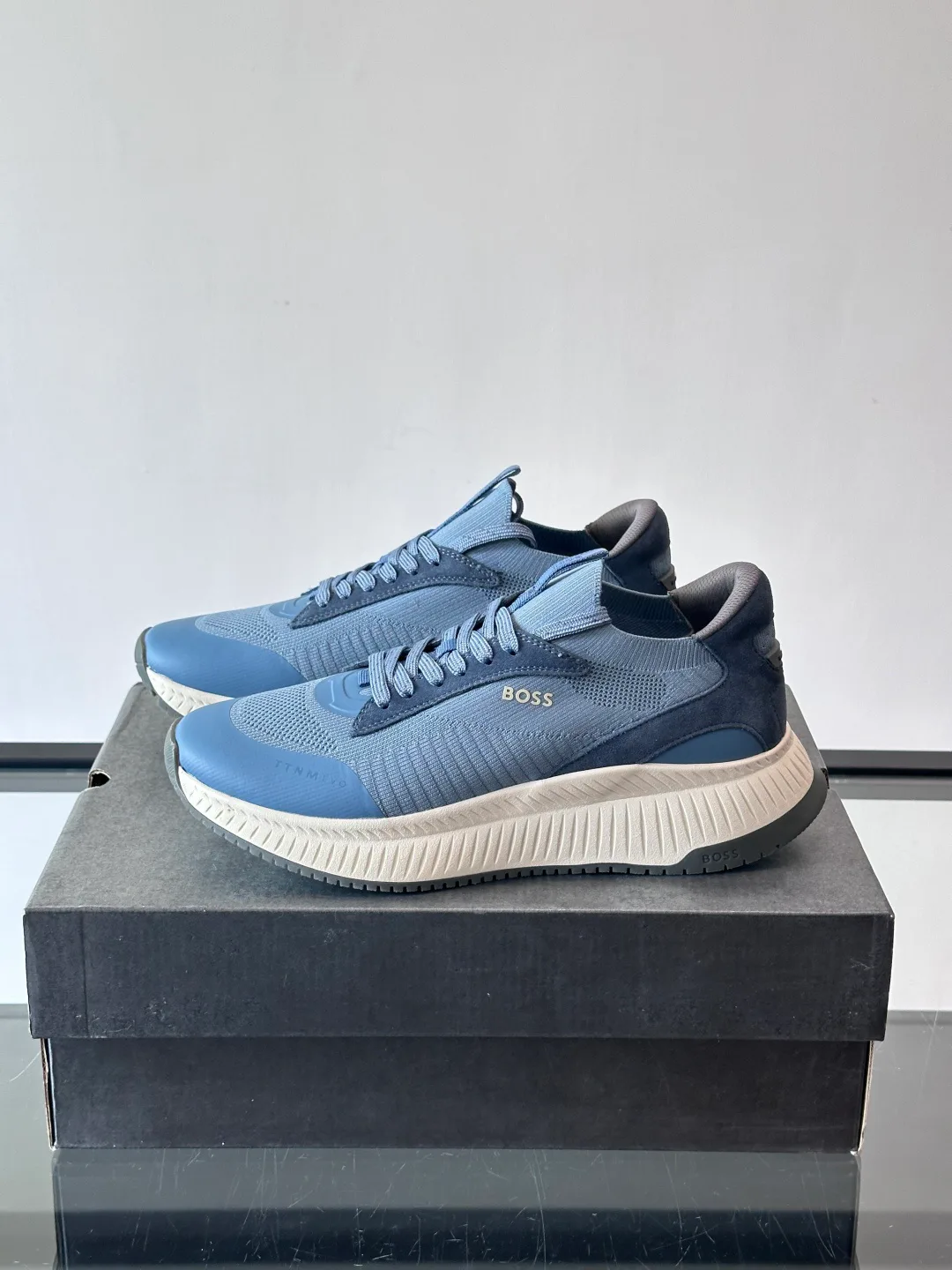 Кроссовки Мужские Hugo Boss 829866