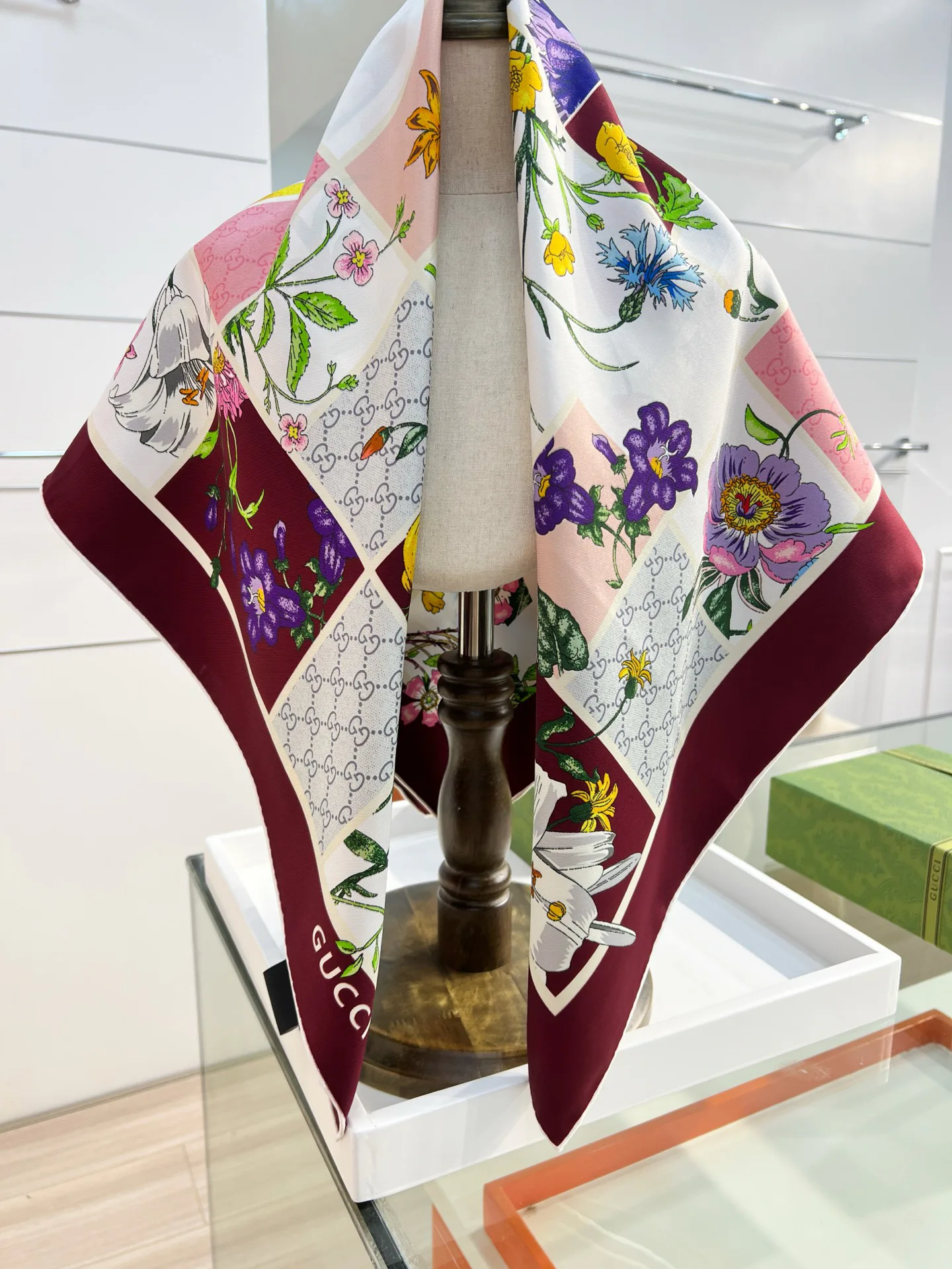 Платки Gucci 11256486