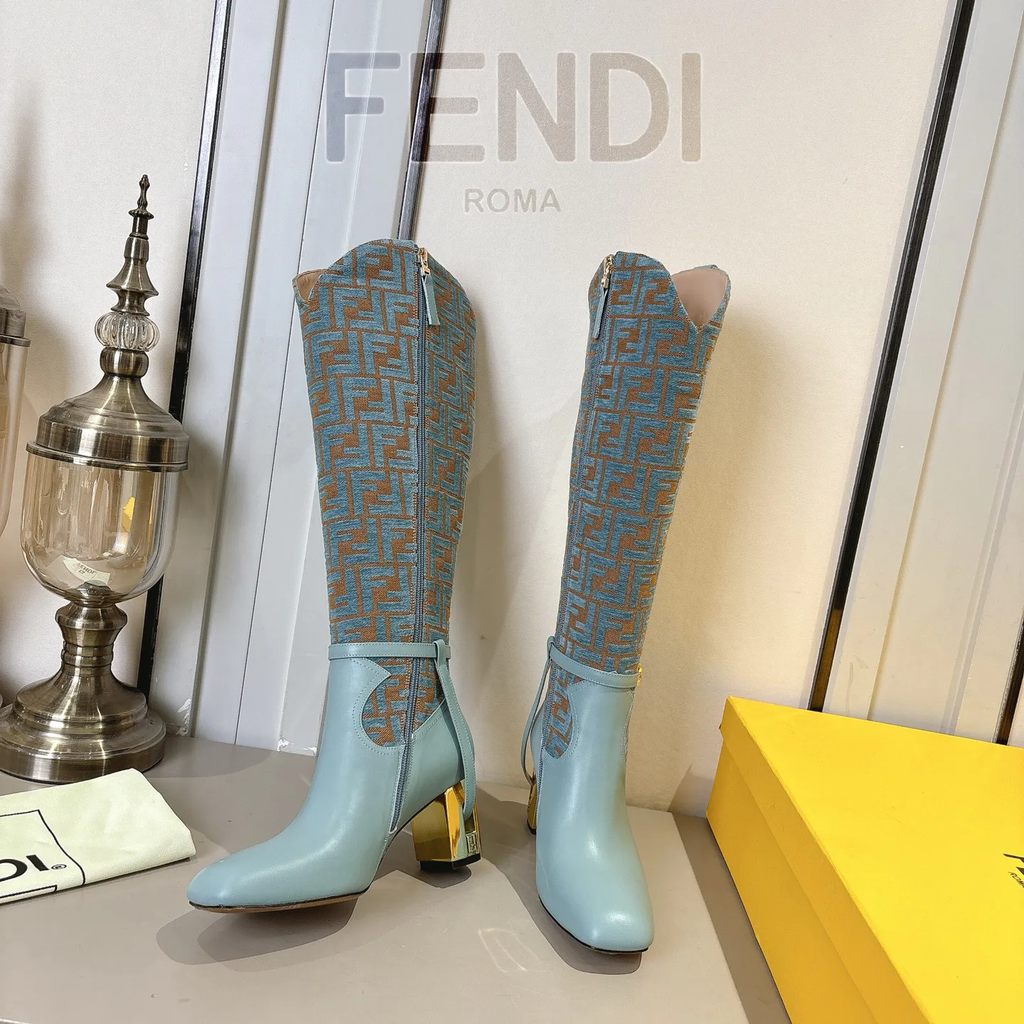 Сапоги Женские Fendi 18247883