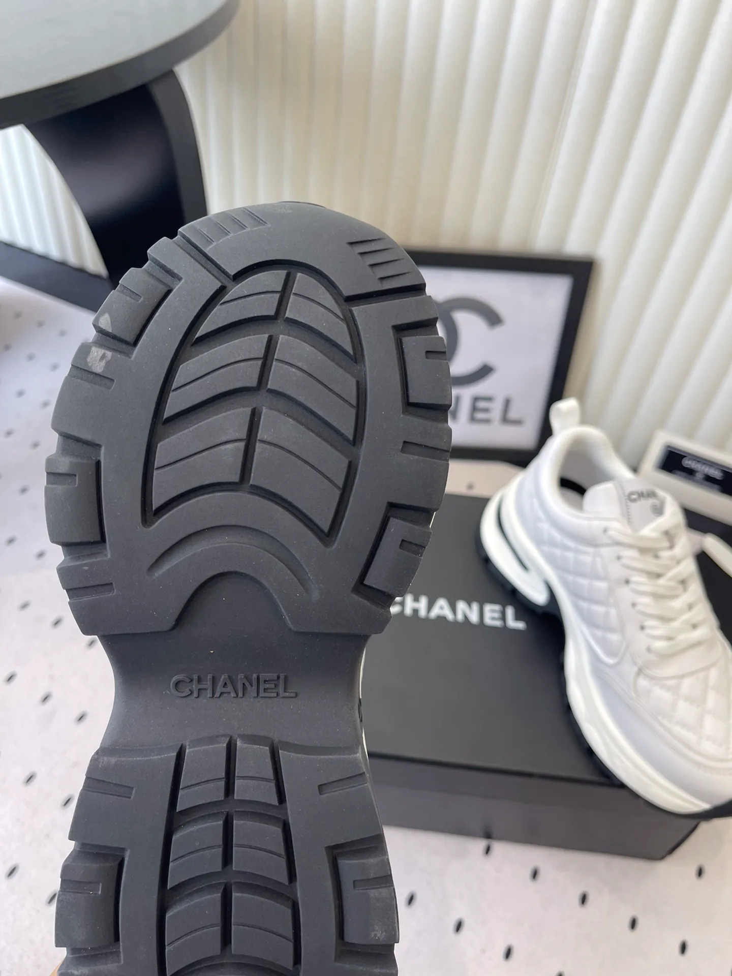 Кроссовки Женские Chanel 11790941