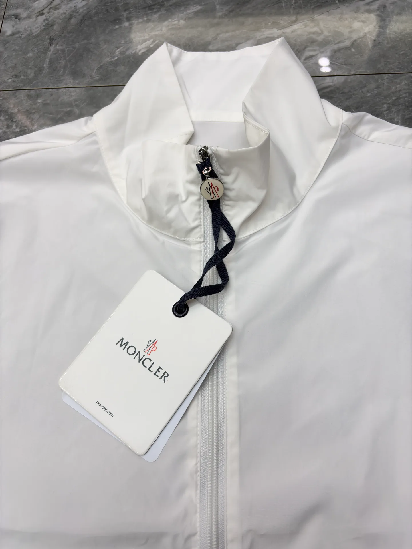 Куртки И Пуховики Женские Moncler 11690855