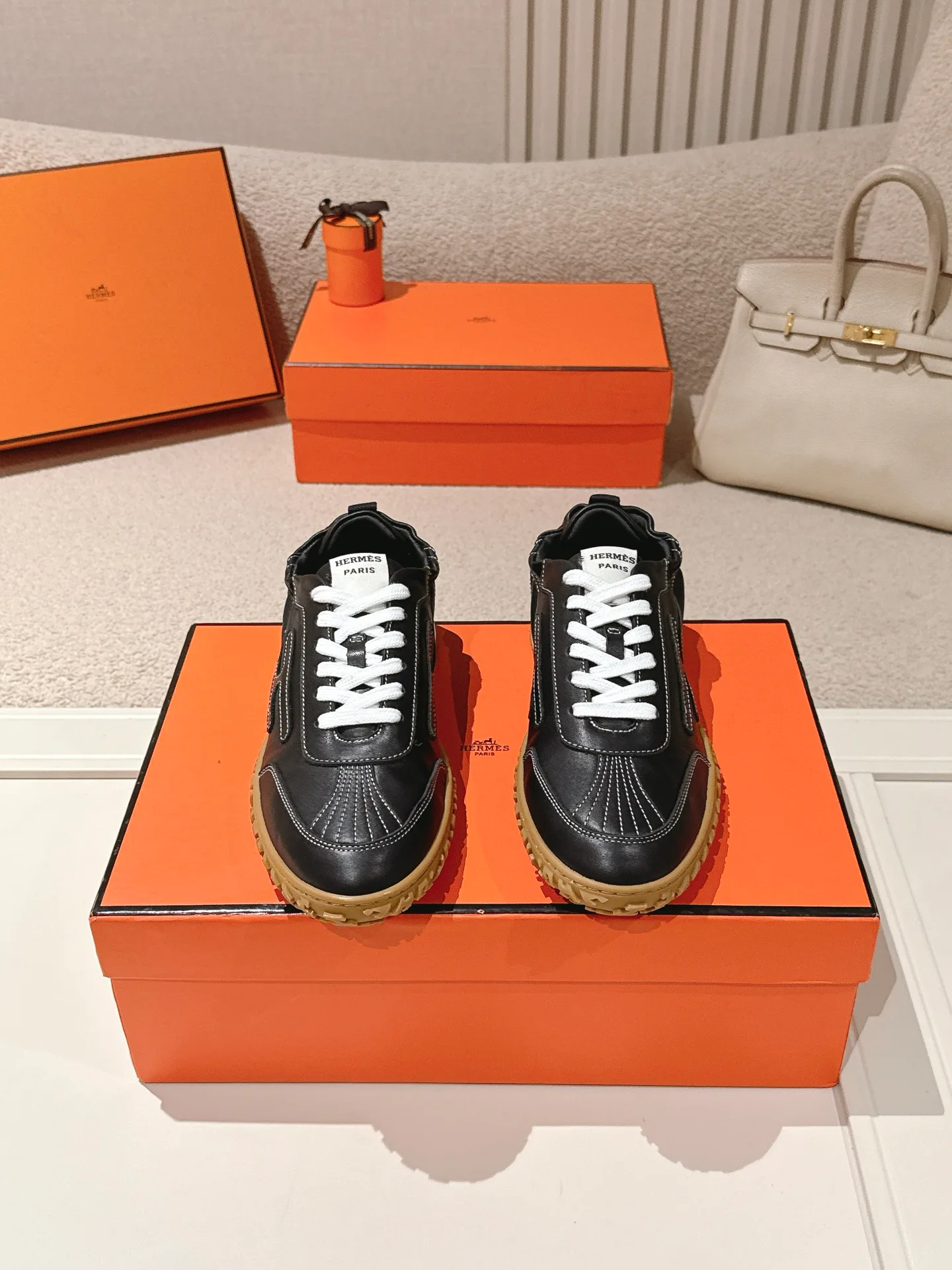 Кроссовки Женские Hermes 17429953