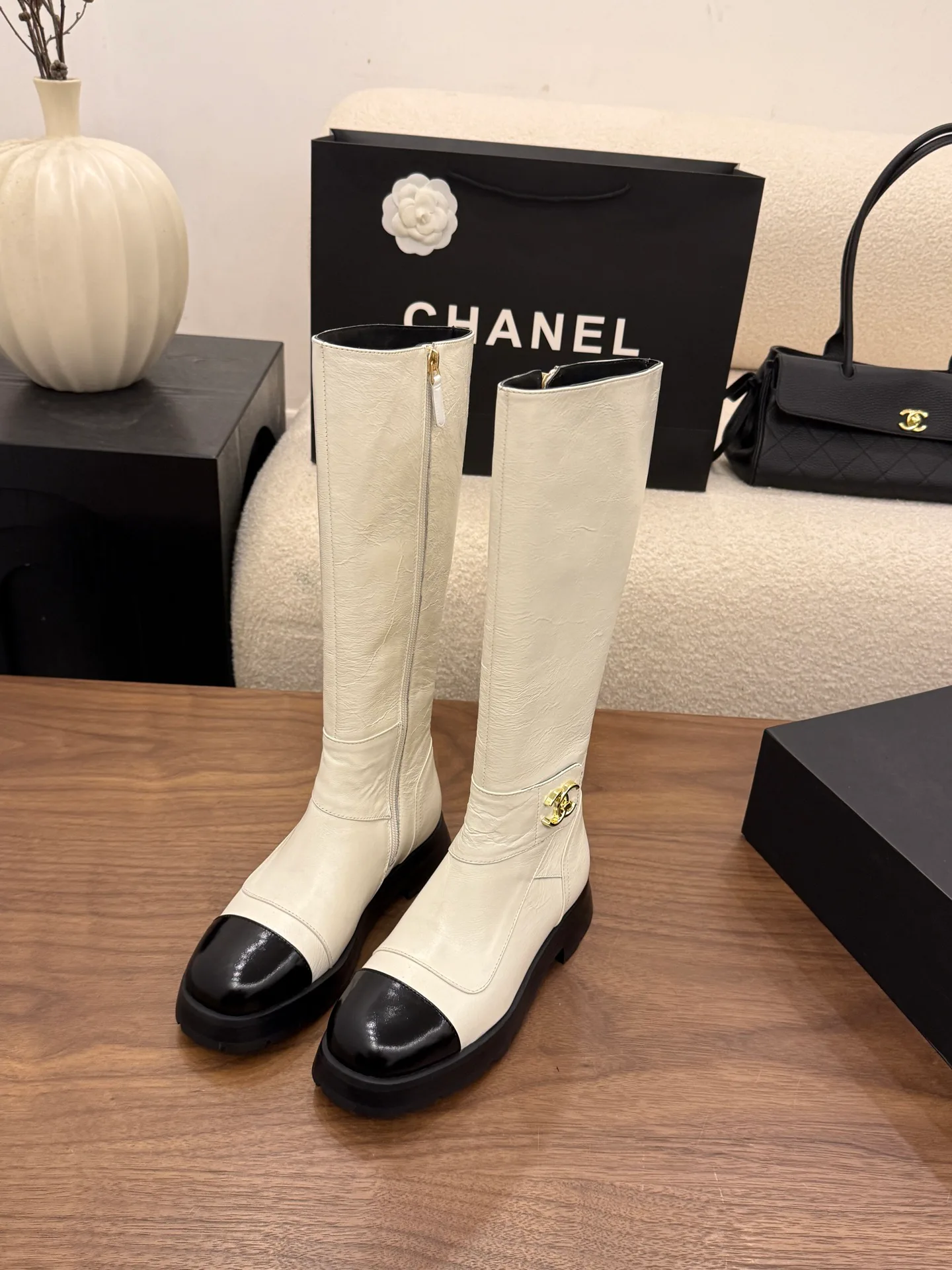 Сапоги Женские Chanel 18323368