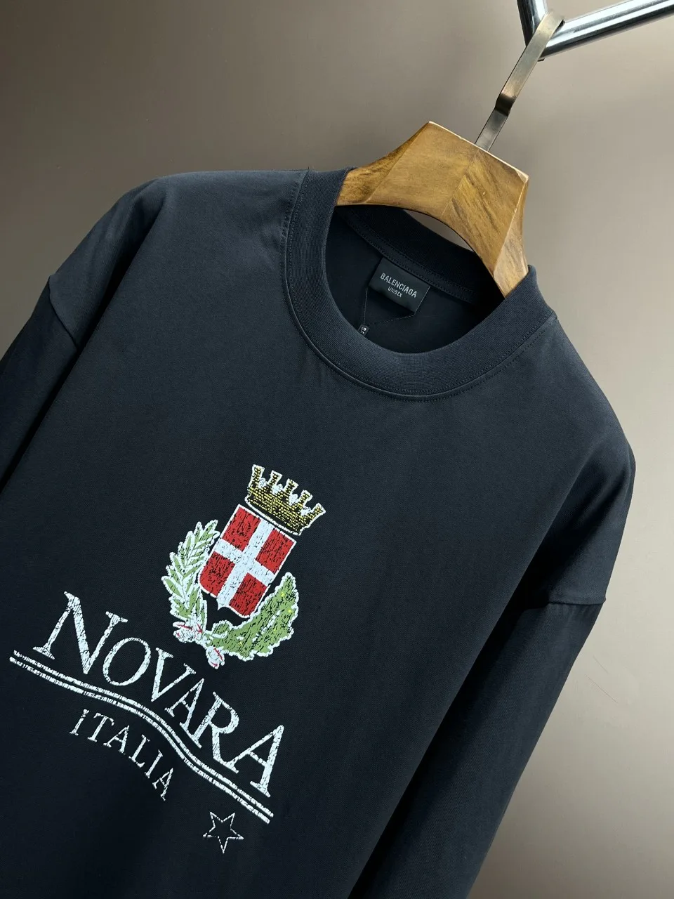 Футболки Женские Balenciaga 27301