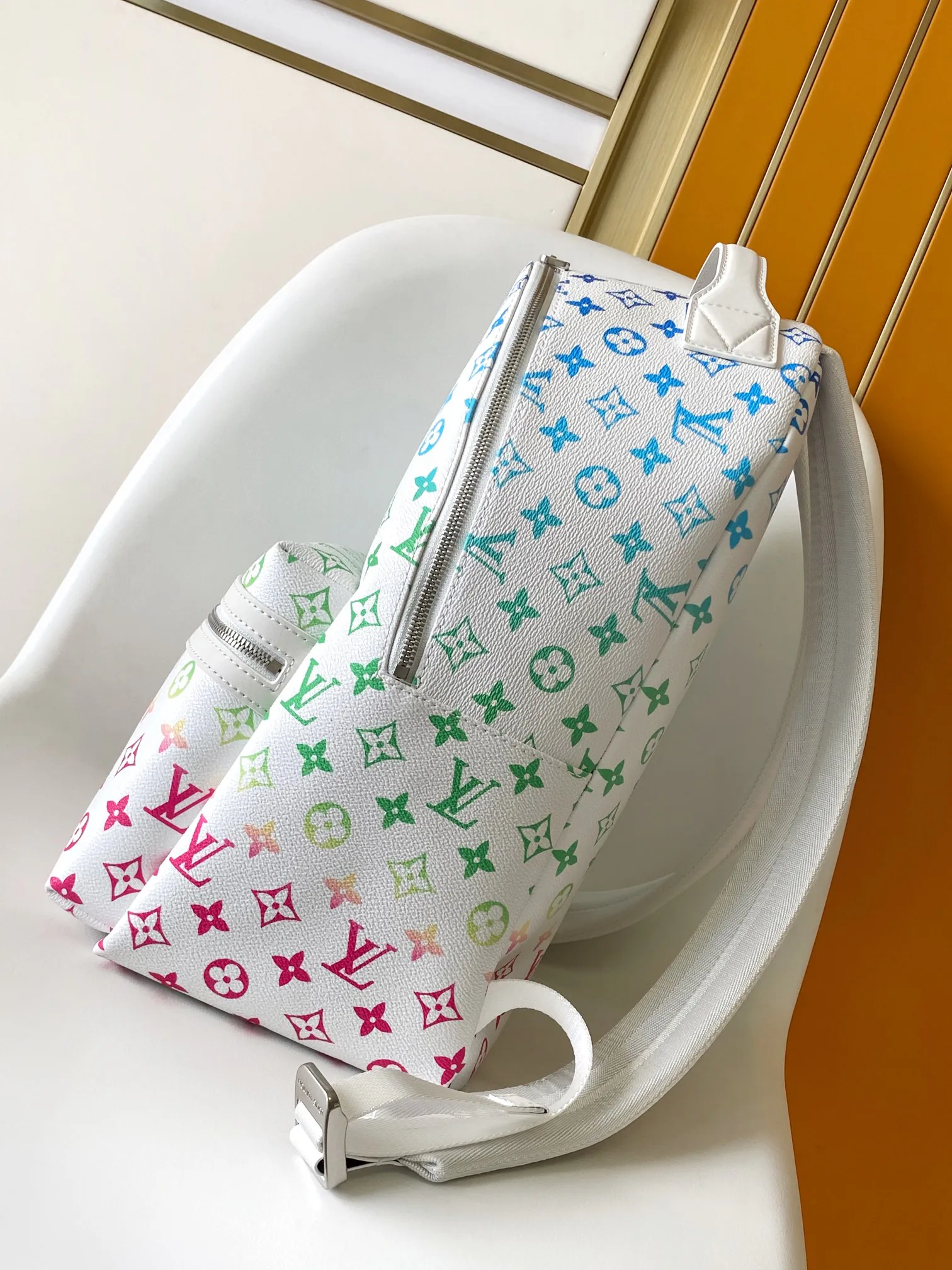 Рюкзаки Женские Louis Vuitton 13435251