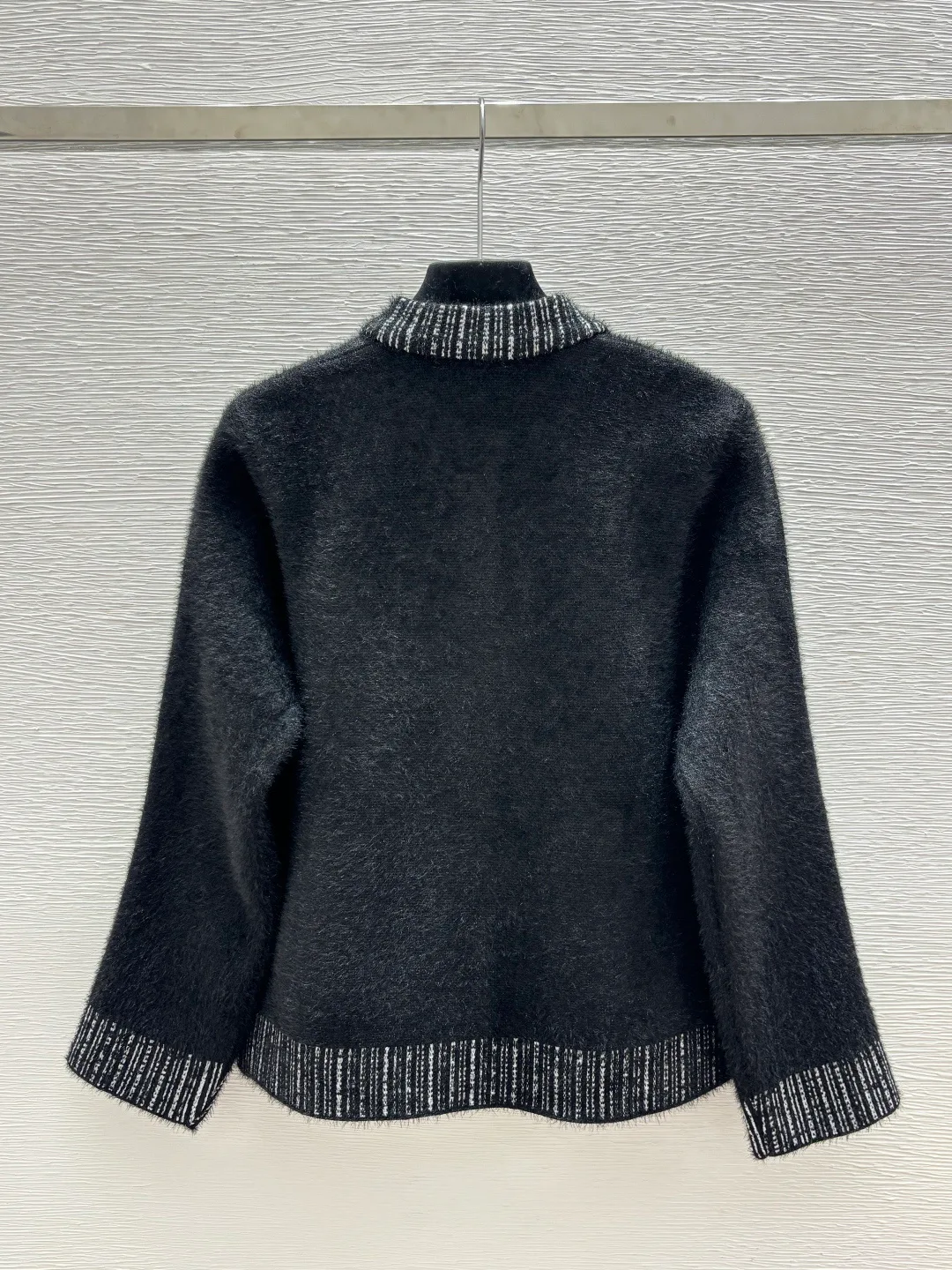 Джемперы И Свитеры Женские Chanel 19359877
