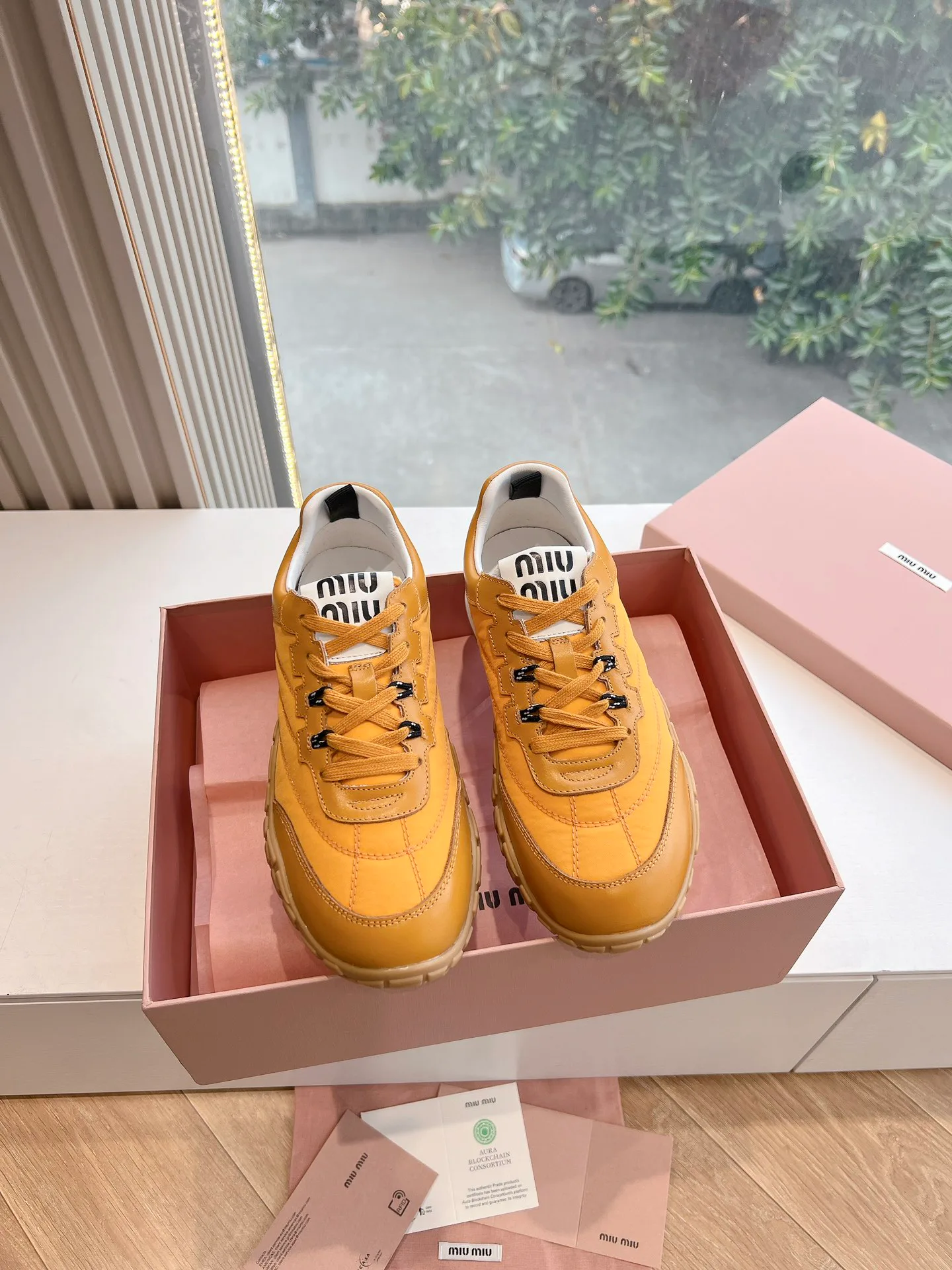 Кроссовки Женские Miu Miu