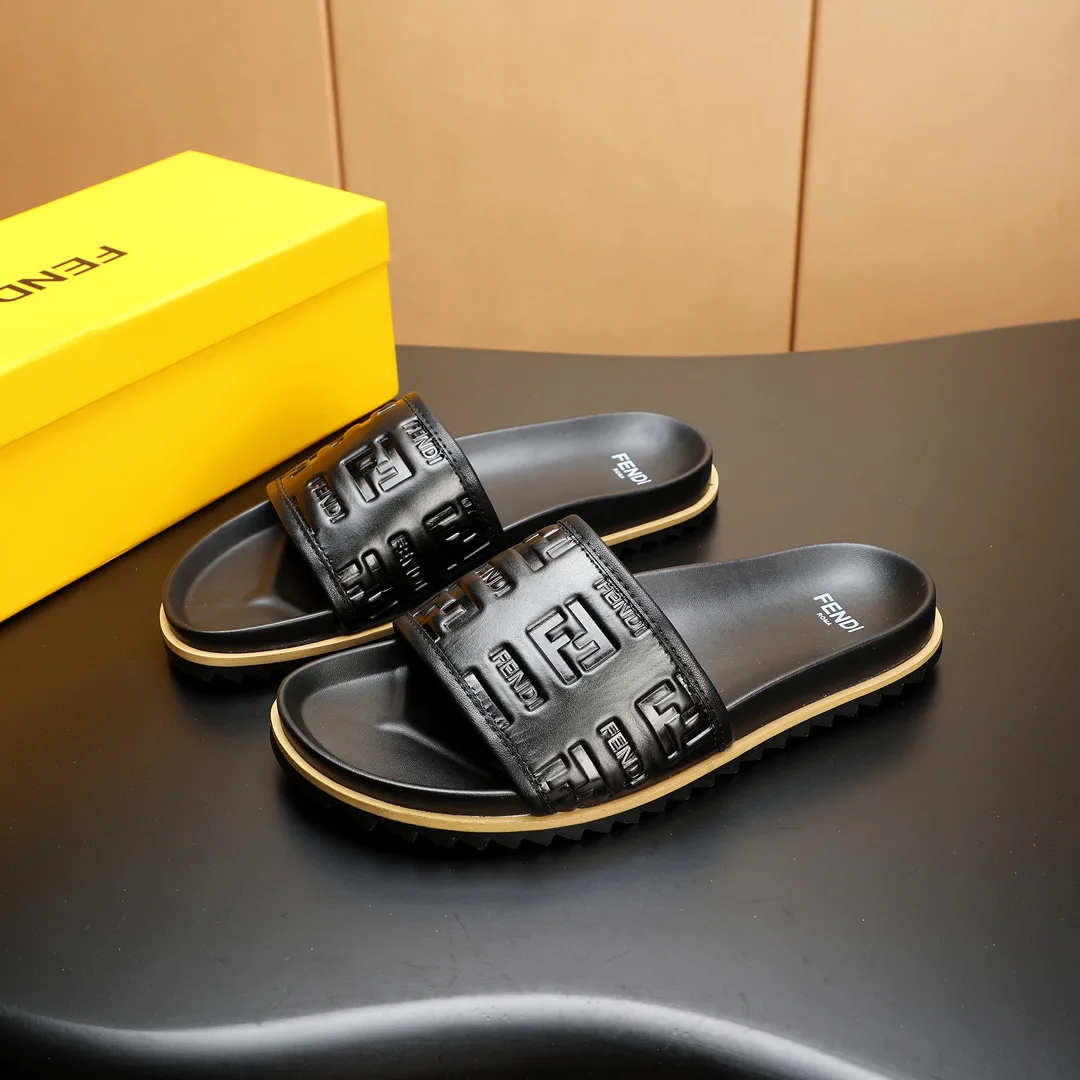 Шлепанцы Женские Fendi 1681709