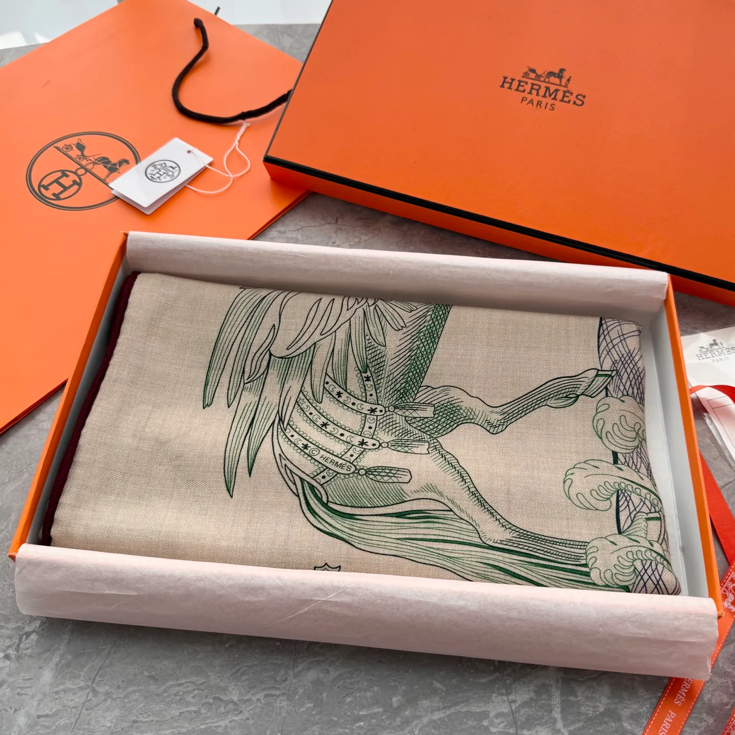 Платки Hermes 18474411