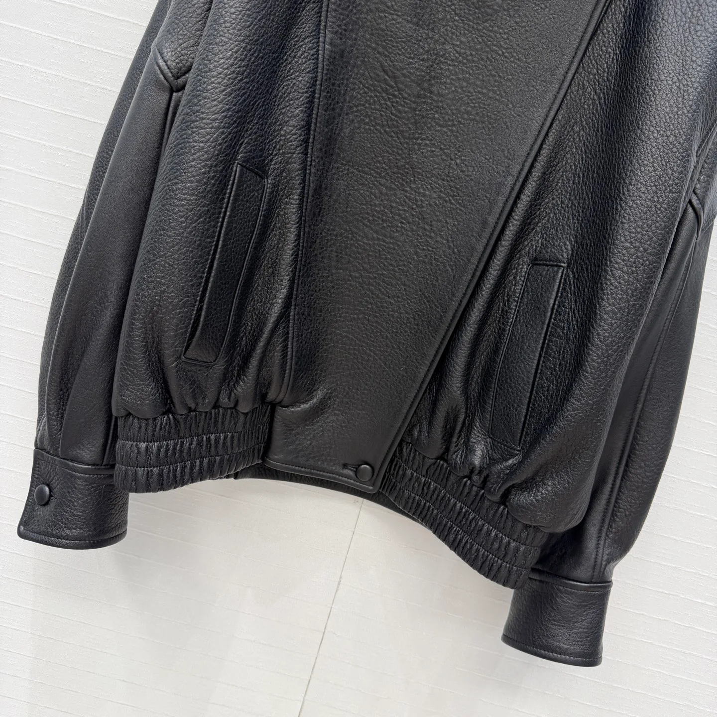 Кожаные Куртки И Дублёнки Женские Saint Laurent 18115232
