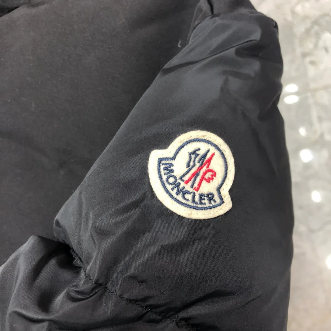 Куртки И Пуховики Женские Moncler 929655