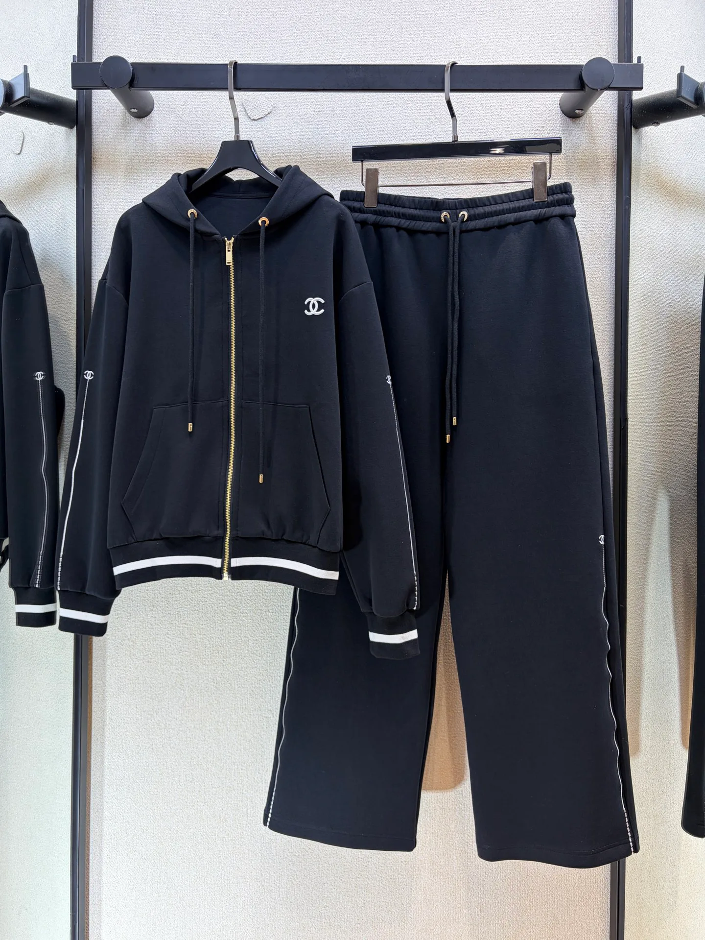 Спортивные Костюмы Женские Chanel 18408099
