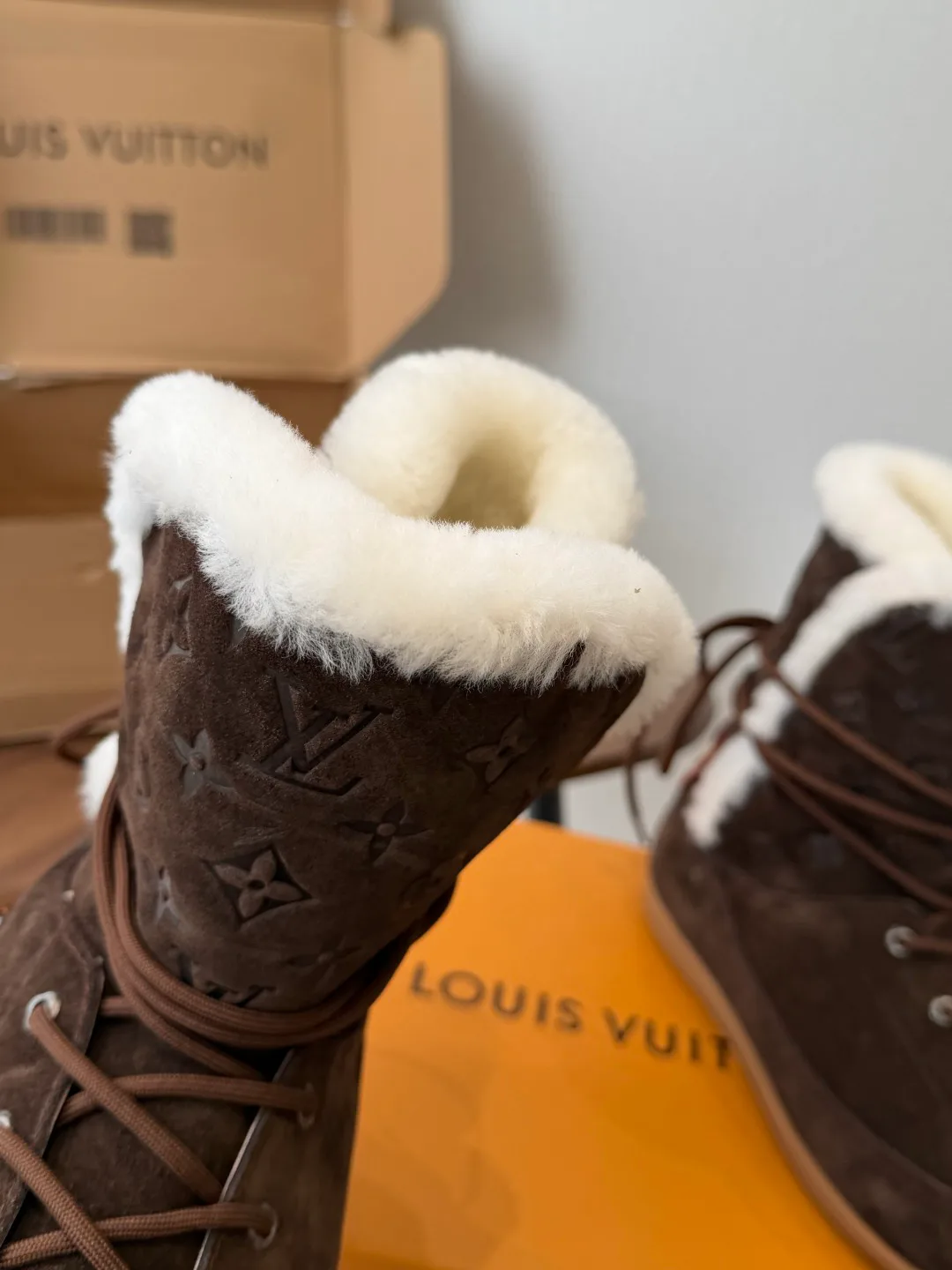 Угги Женские Louis Vuitton 18687418