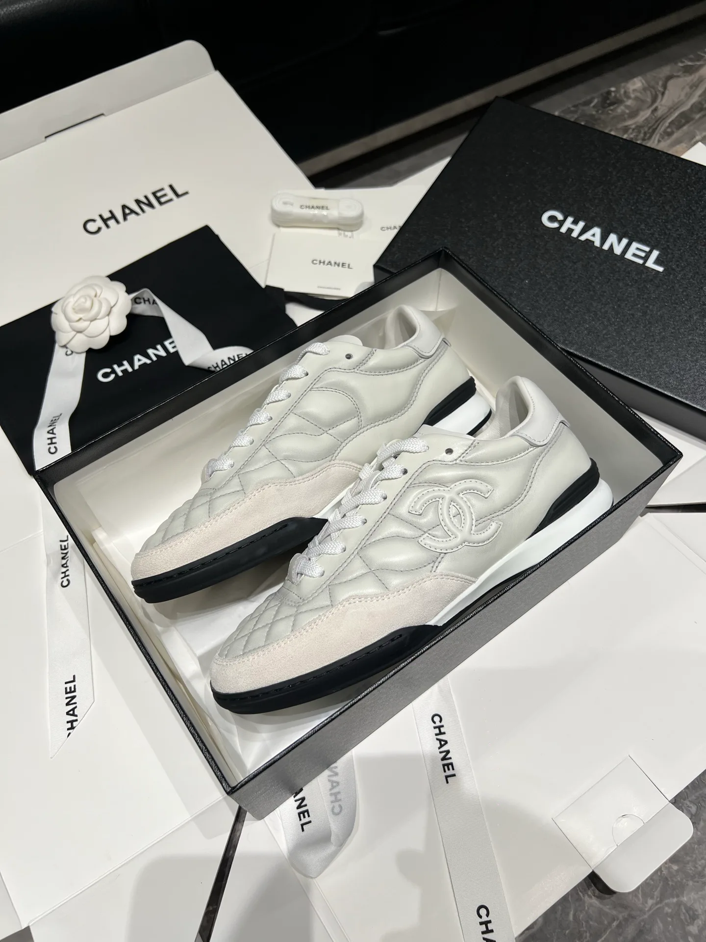 Кроссовки Женские Chanel 408314