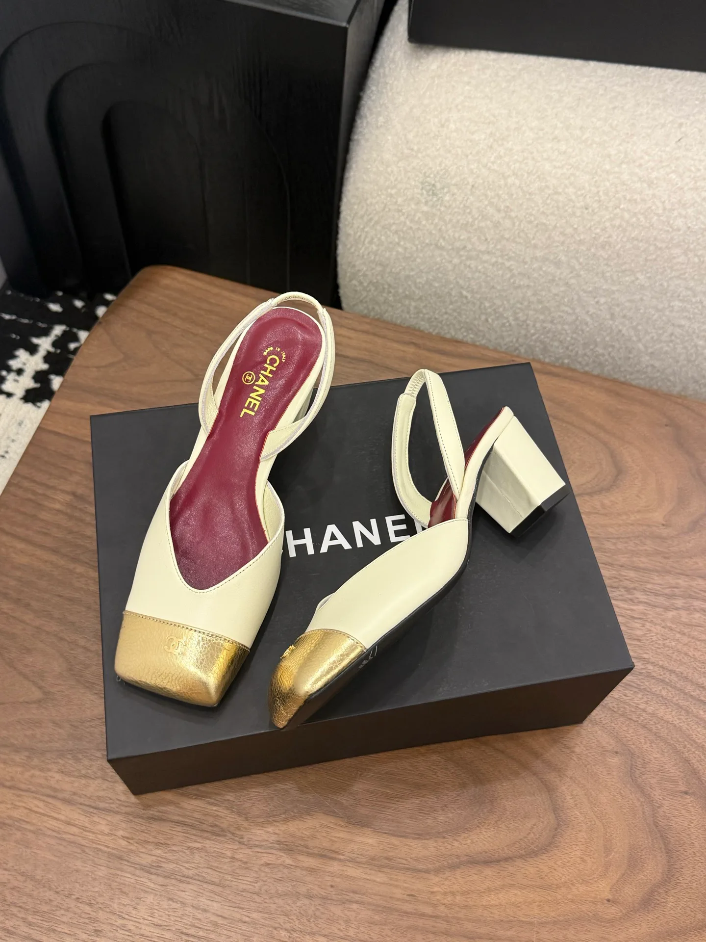 Туфли Женские Chanel 13444908