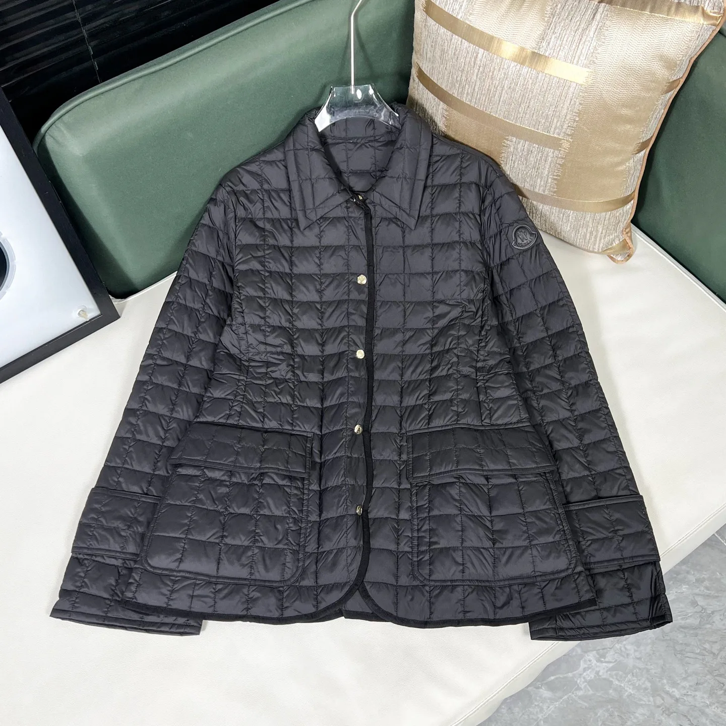 Куртки И Пуховики Женские Moncler 19116417