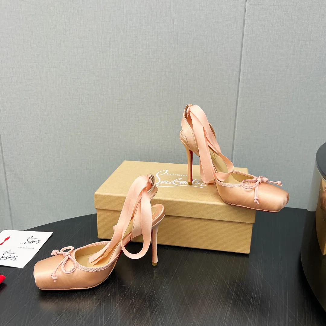 Туфли Женские Christian Louboutin 401890