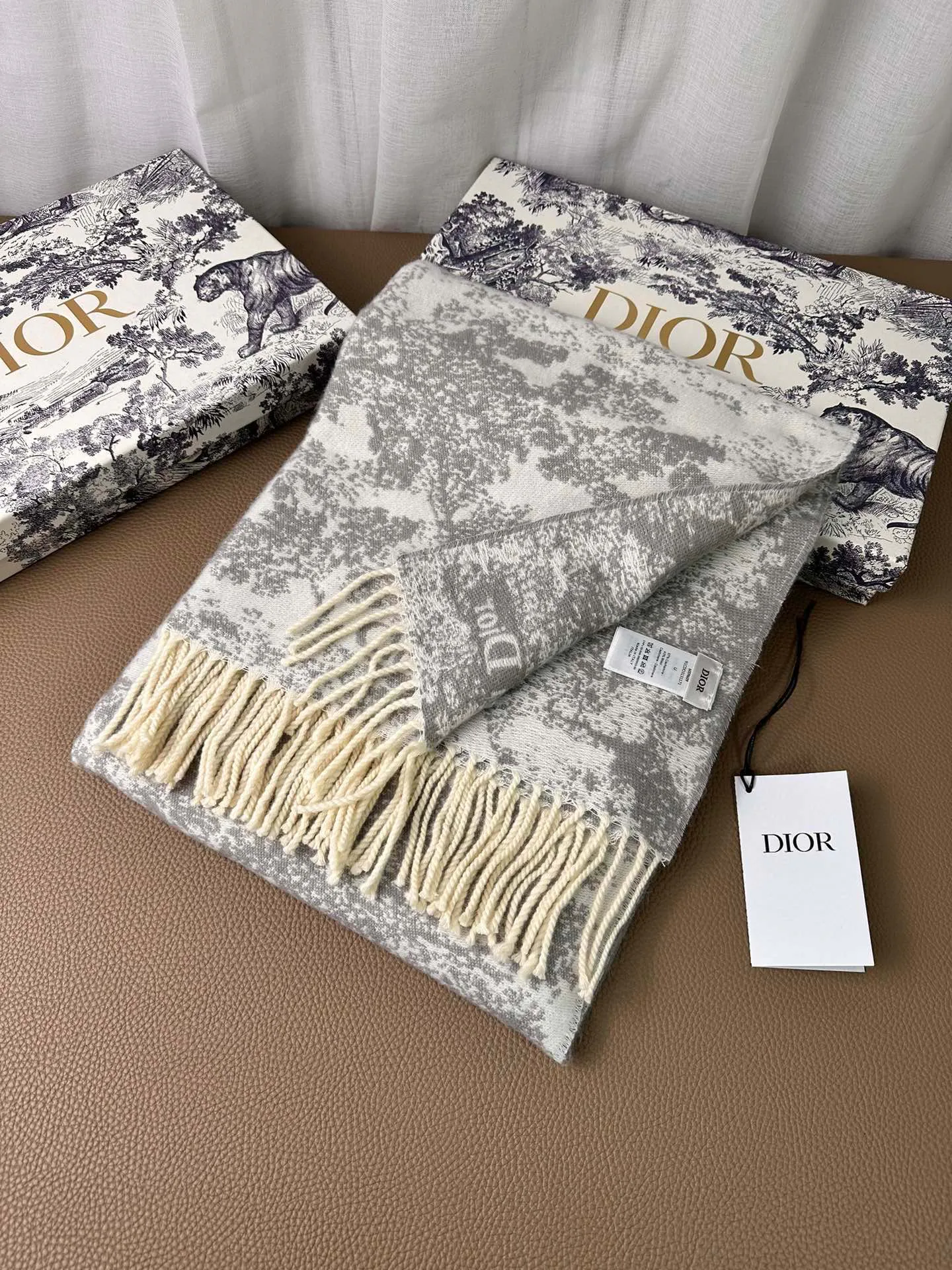 Шарфы Christian Dior 18322197