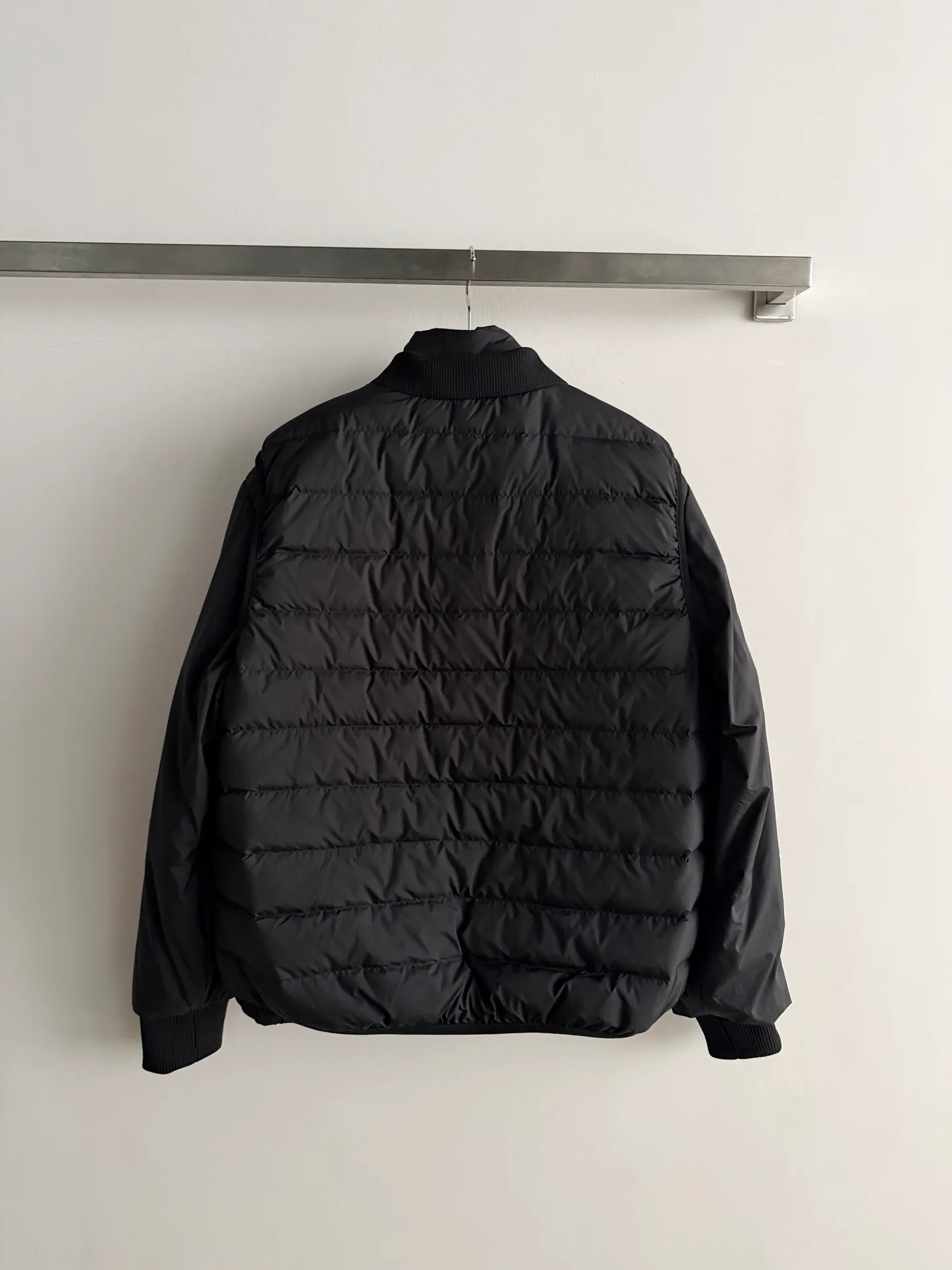 Куртки И Пуховики Женские Moncler 19014059