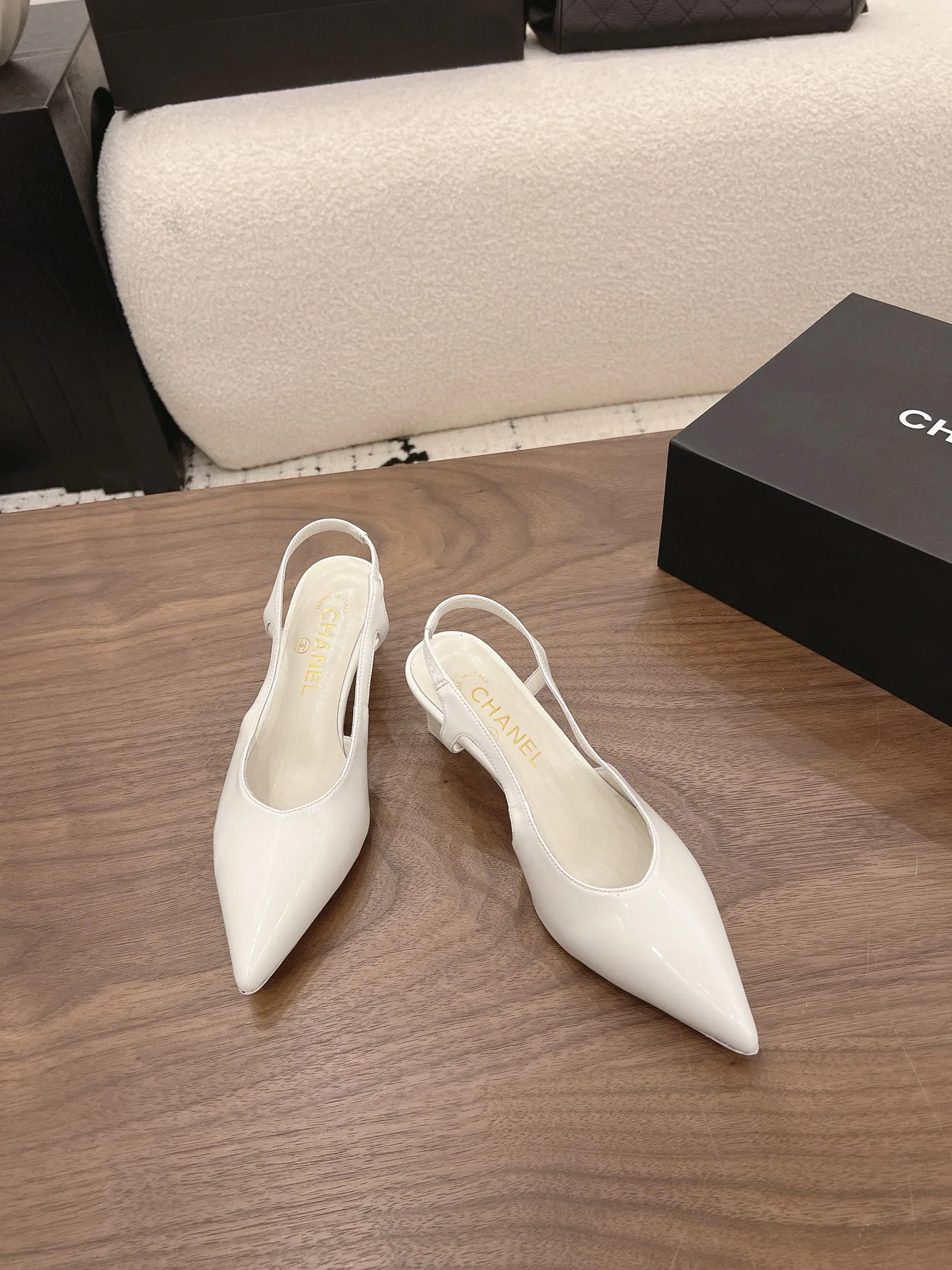 Туфли Женские Chanel 17149185
