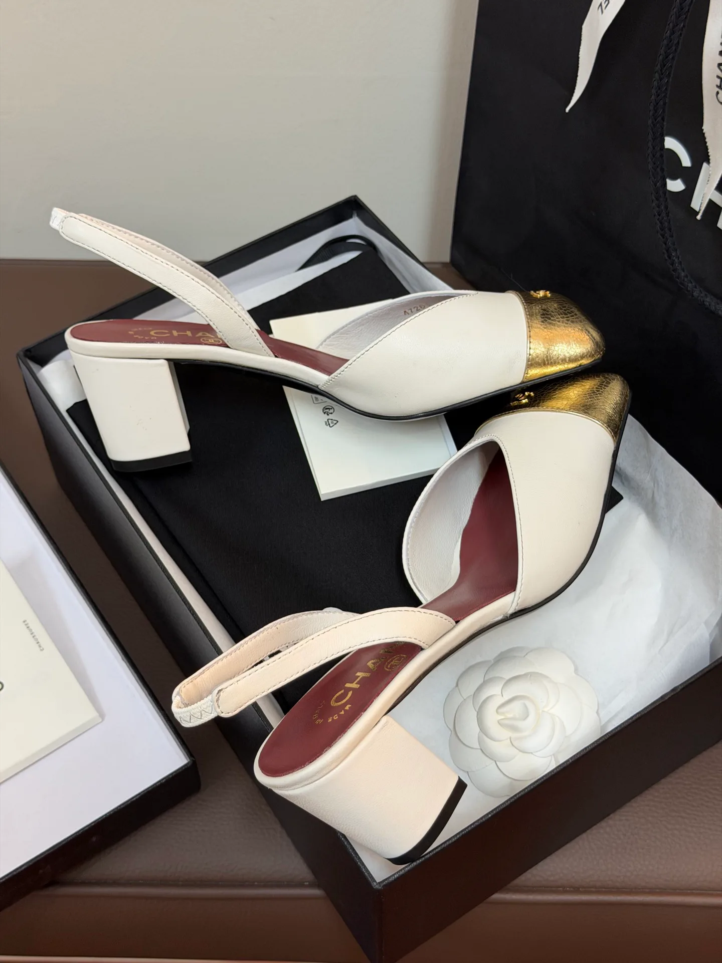 Босоножки Женские Chanel 11658910