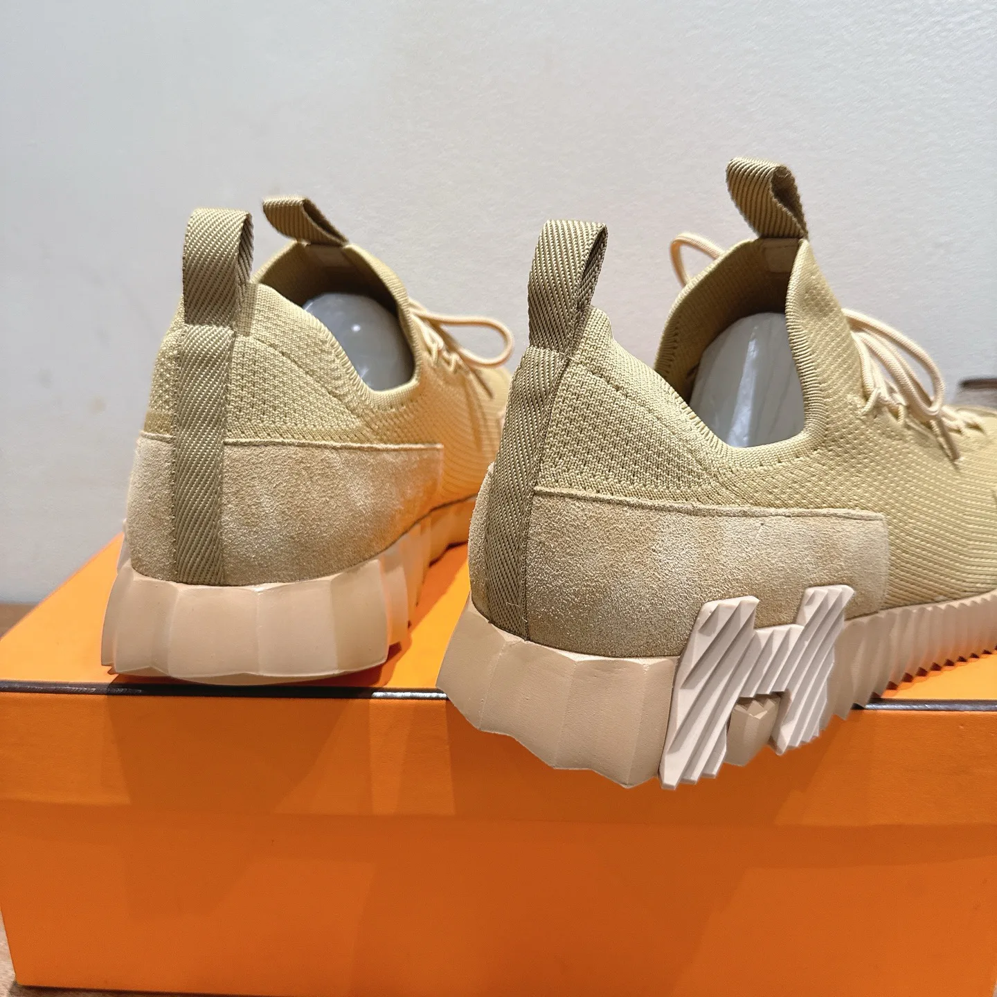 Кроссовки Женские Hermes 4852684