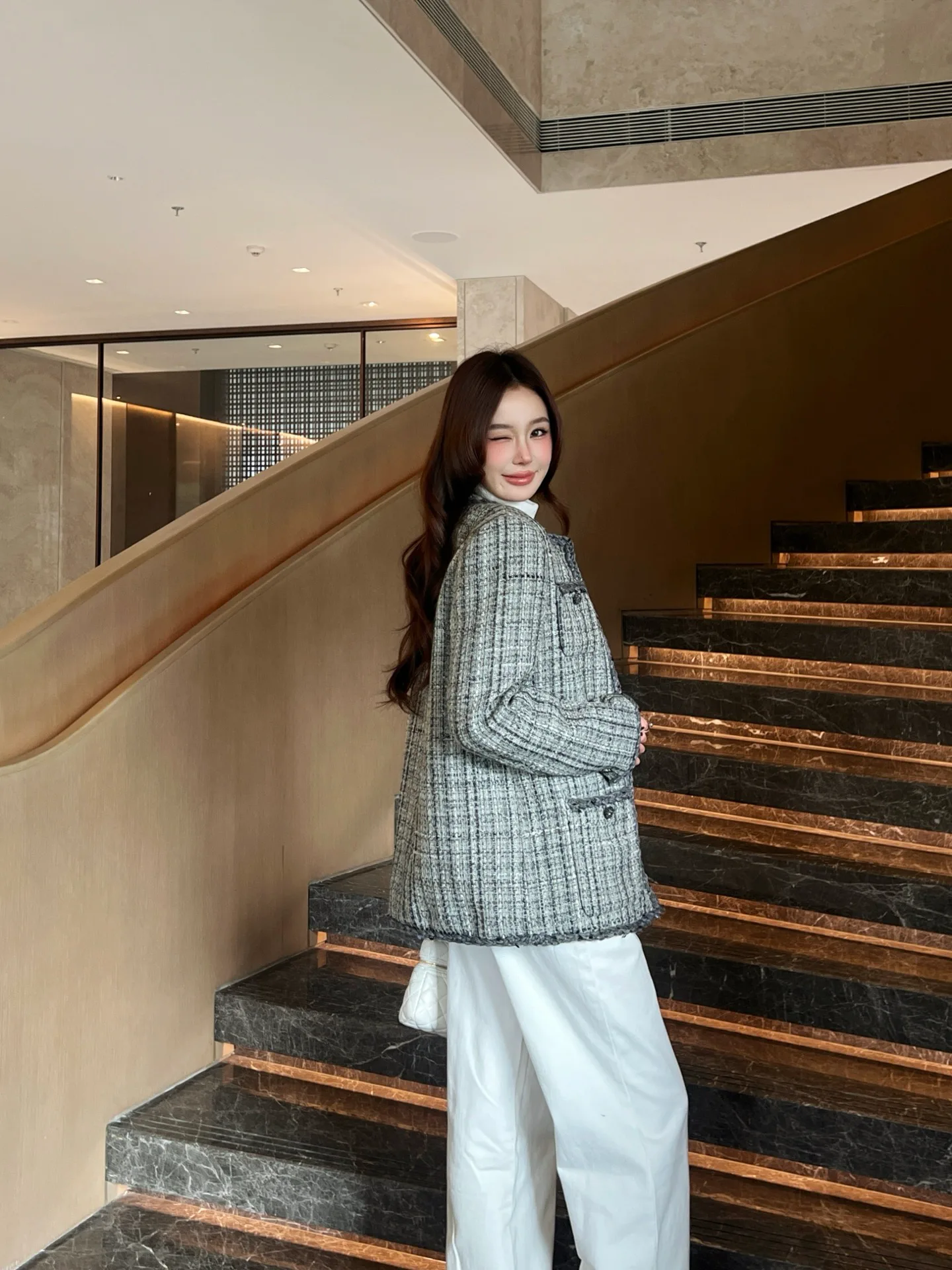 Куртки И Пуховики Женские Chanel 1212546