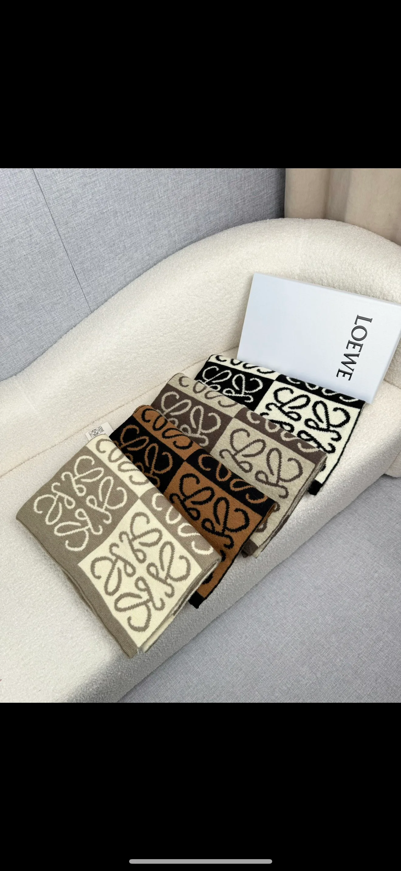 Шарфы Loewe 18675829