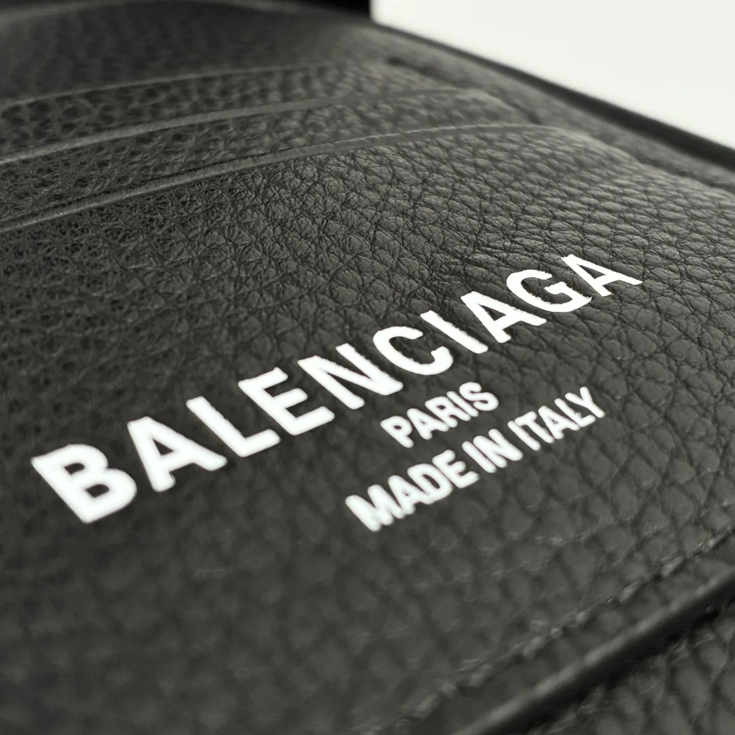 Сумки На Ремне Женские Balenciaga 18136516