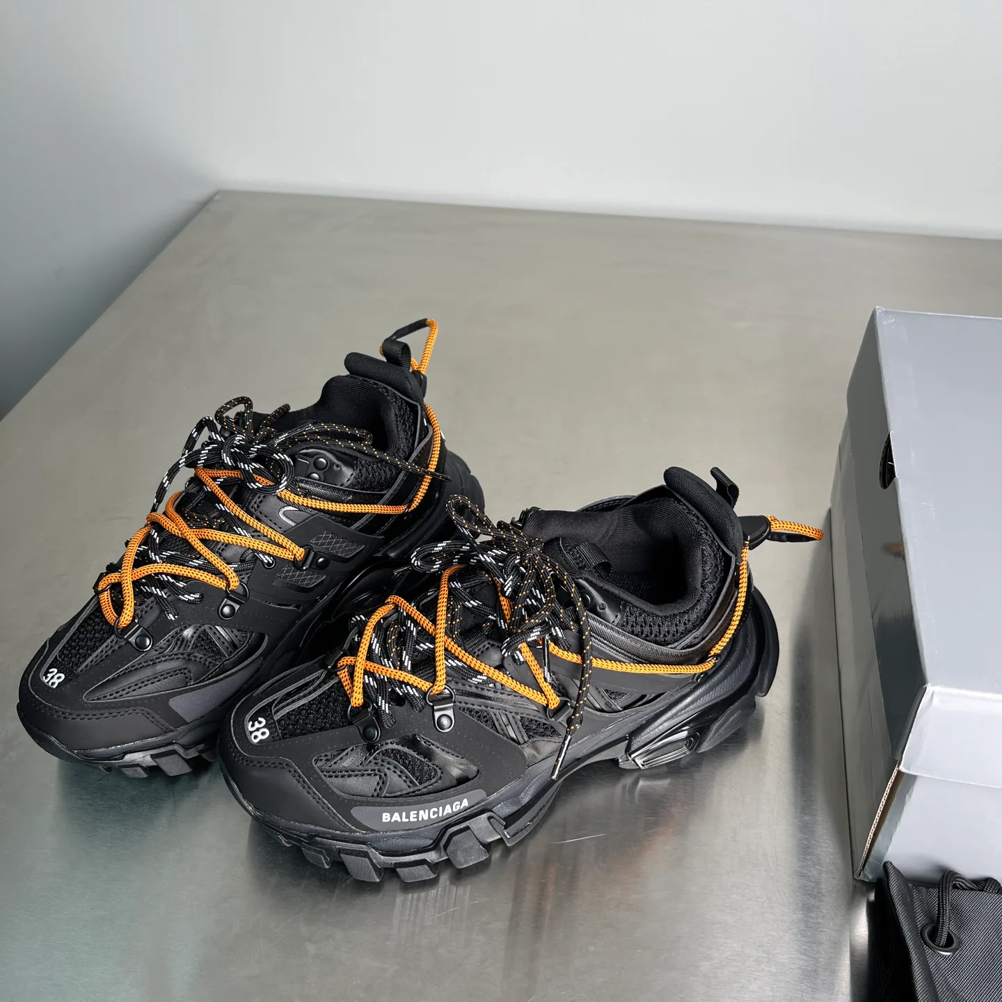 Кроссовки Женские Balenciaga 34893