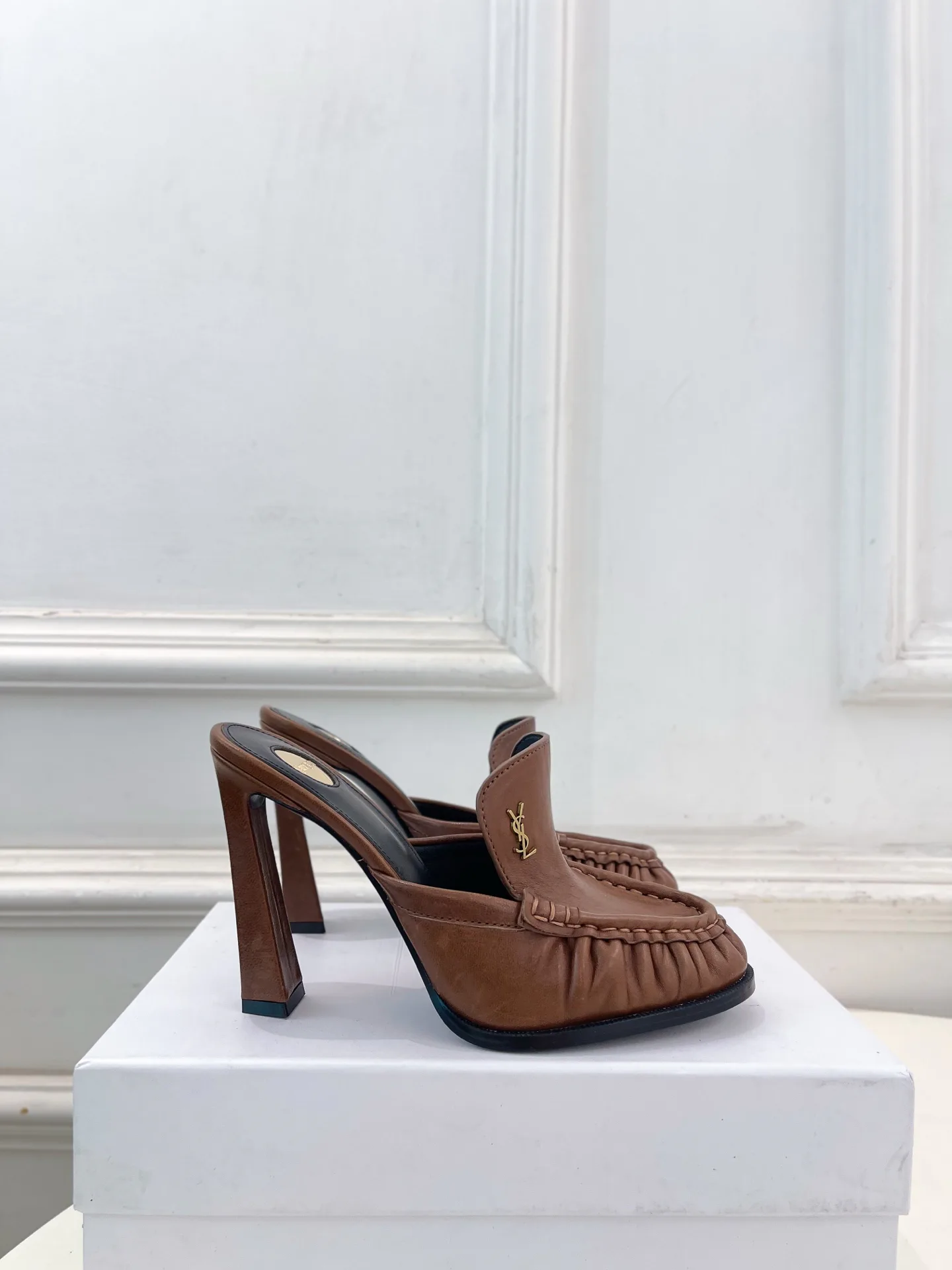 Туфли Женские Saint Laurent 11487776