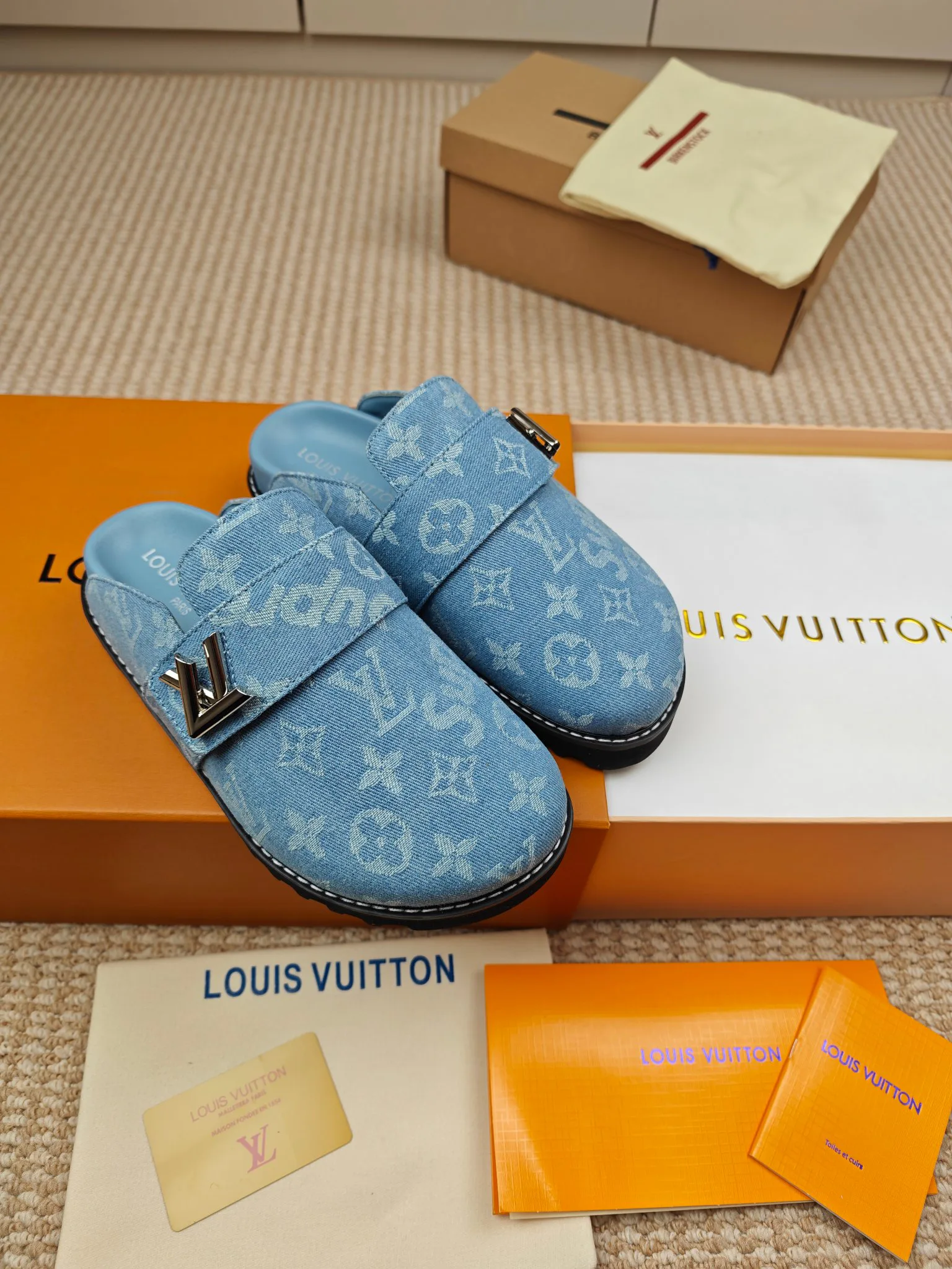 Мюли И Сабо Женские Louis Vuitton 1384979